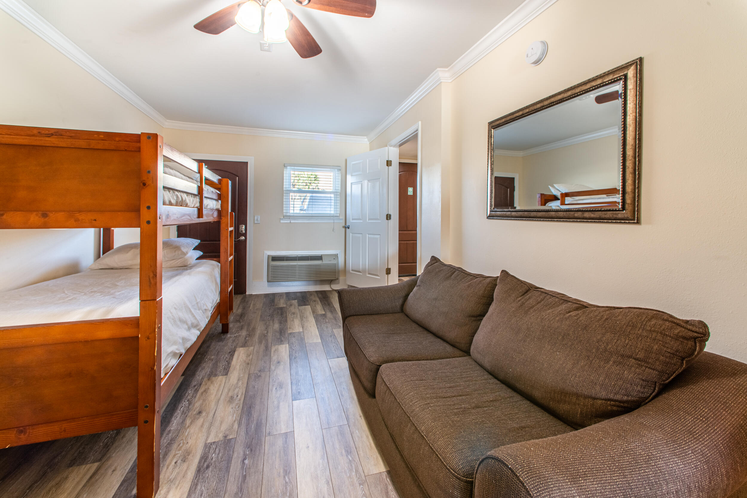 SANDOLLAR T/H - Residential