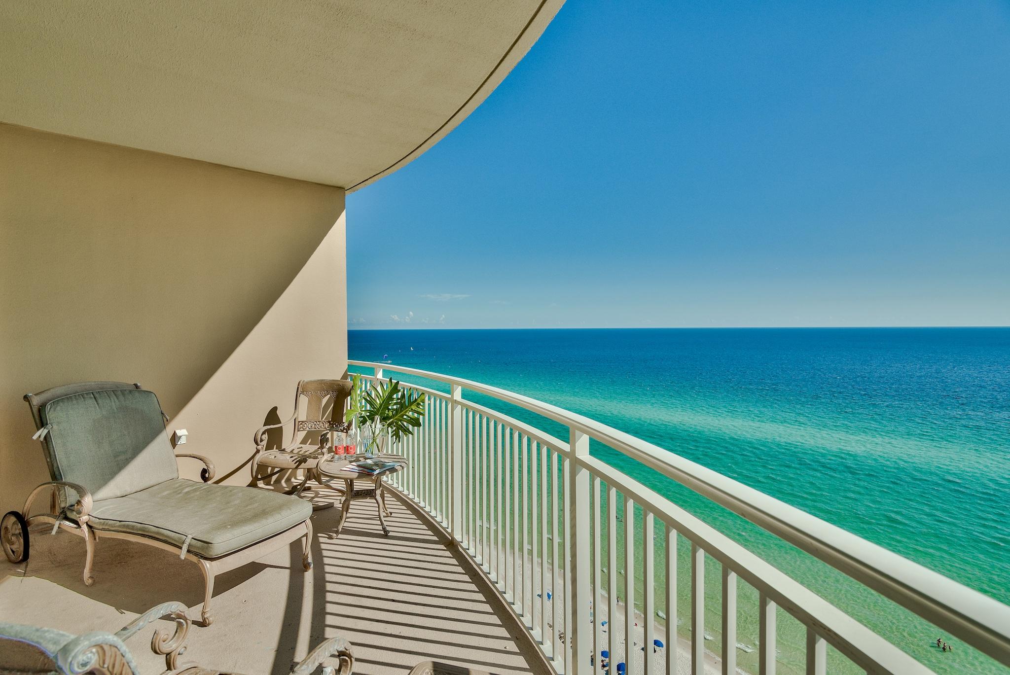 Aqua Condo - Residential