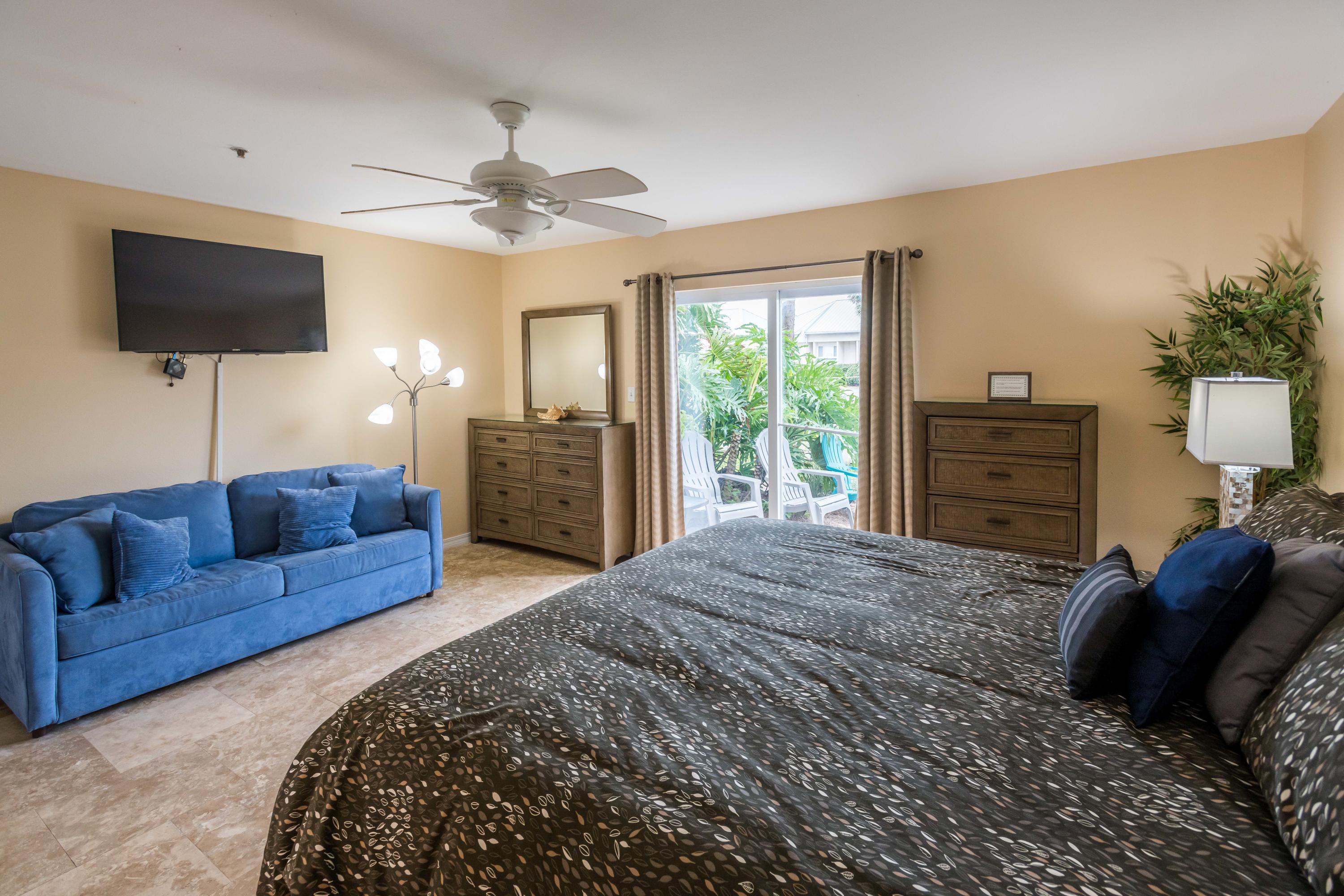 Royal Seaesta - Residential