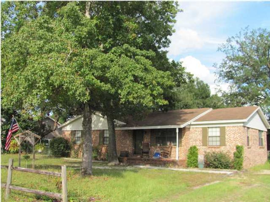 Well maintained brick home on a very large lot in a great area. Besides all the storage in the house there is a detached garage with a large storage room in the back as well as another storage facility attached to the same structure. There is a living room as well as a family room, dining area, kitchen has breakfast bar, laundry room with storage and all the bedrooms are a good size. Beaches are about 15 minutes away. The ''A'' schools are just minutes away. Destin and the beaches are just over the Mid Bay Bridge.