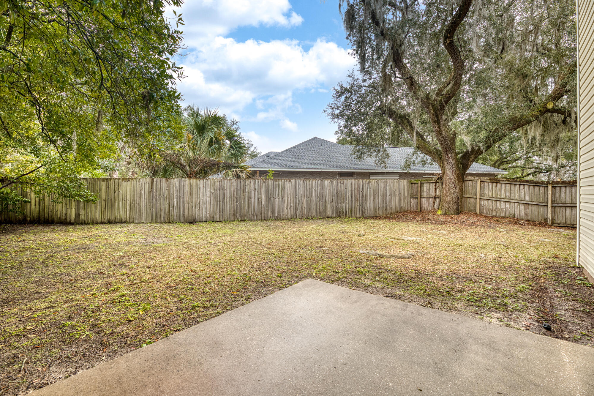 ARKIE & J E ALLEN S/D - Residential Lease