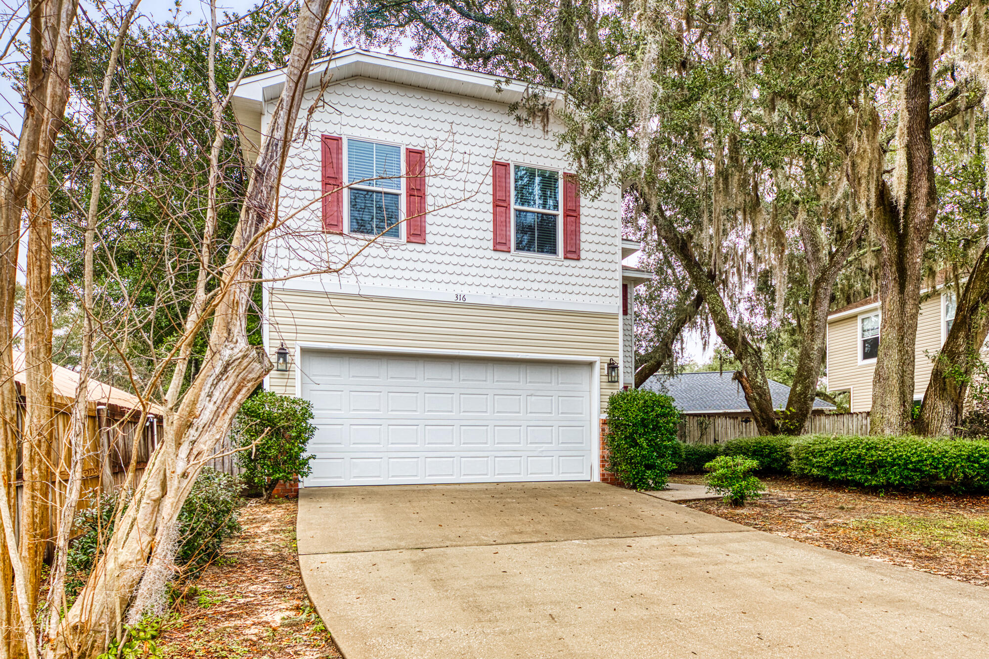 ARKIE & J E ALLEN S/D - Residential Lease