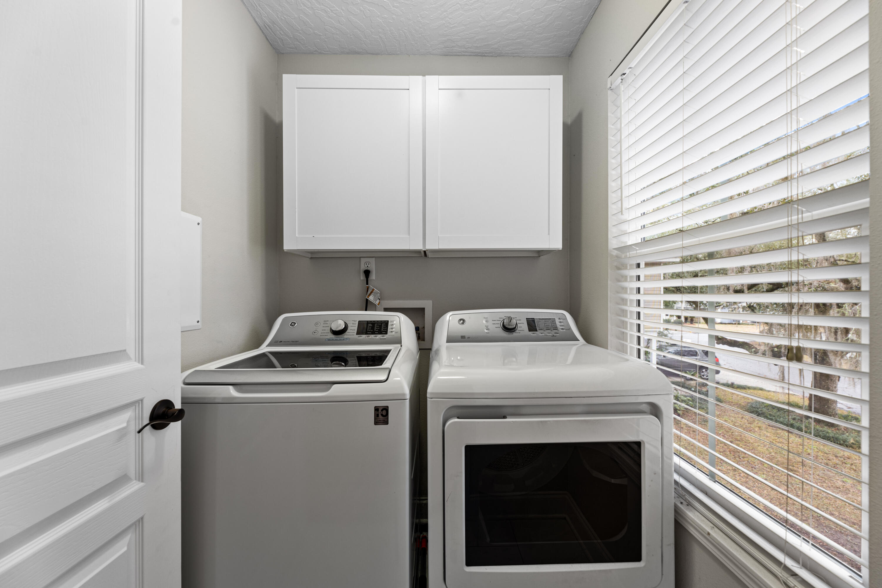 ARKIE & J E ALLEN S/D - Residential Lease