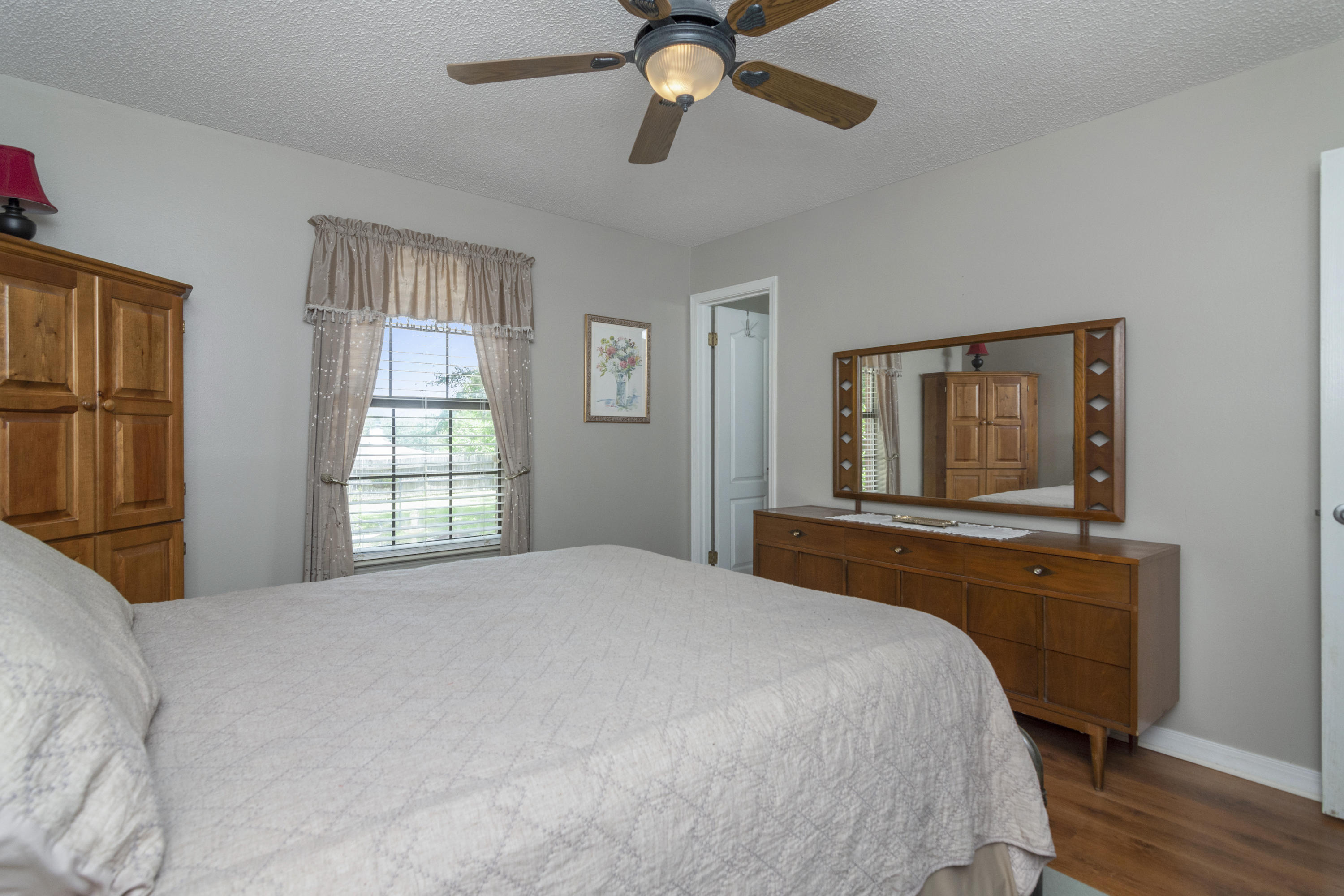 NORTHVIEW ESTATES 3RD ADDN - Residential