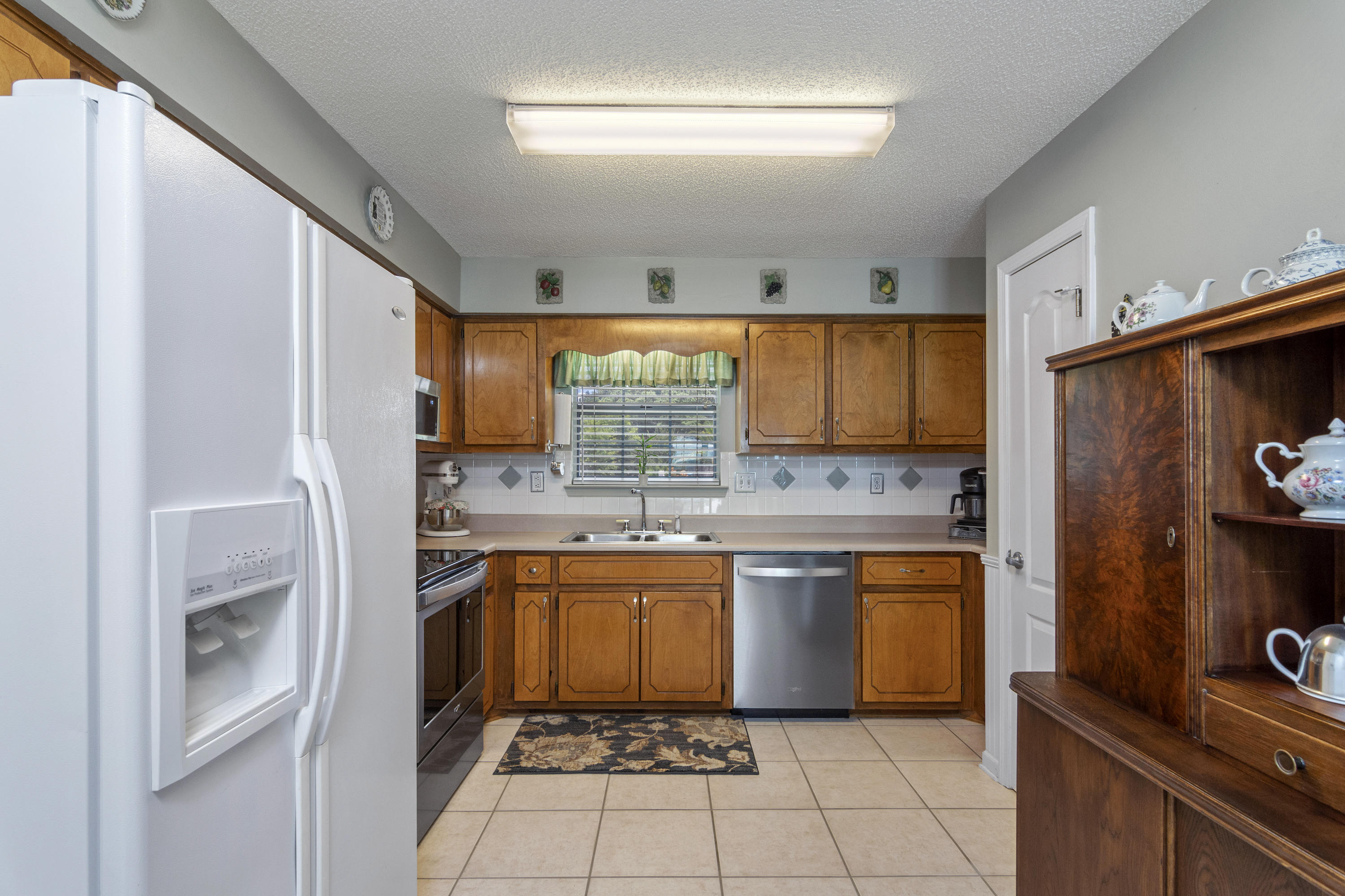 NORTHVIEW ESTATES 3RD ADDN - Residential