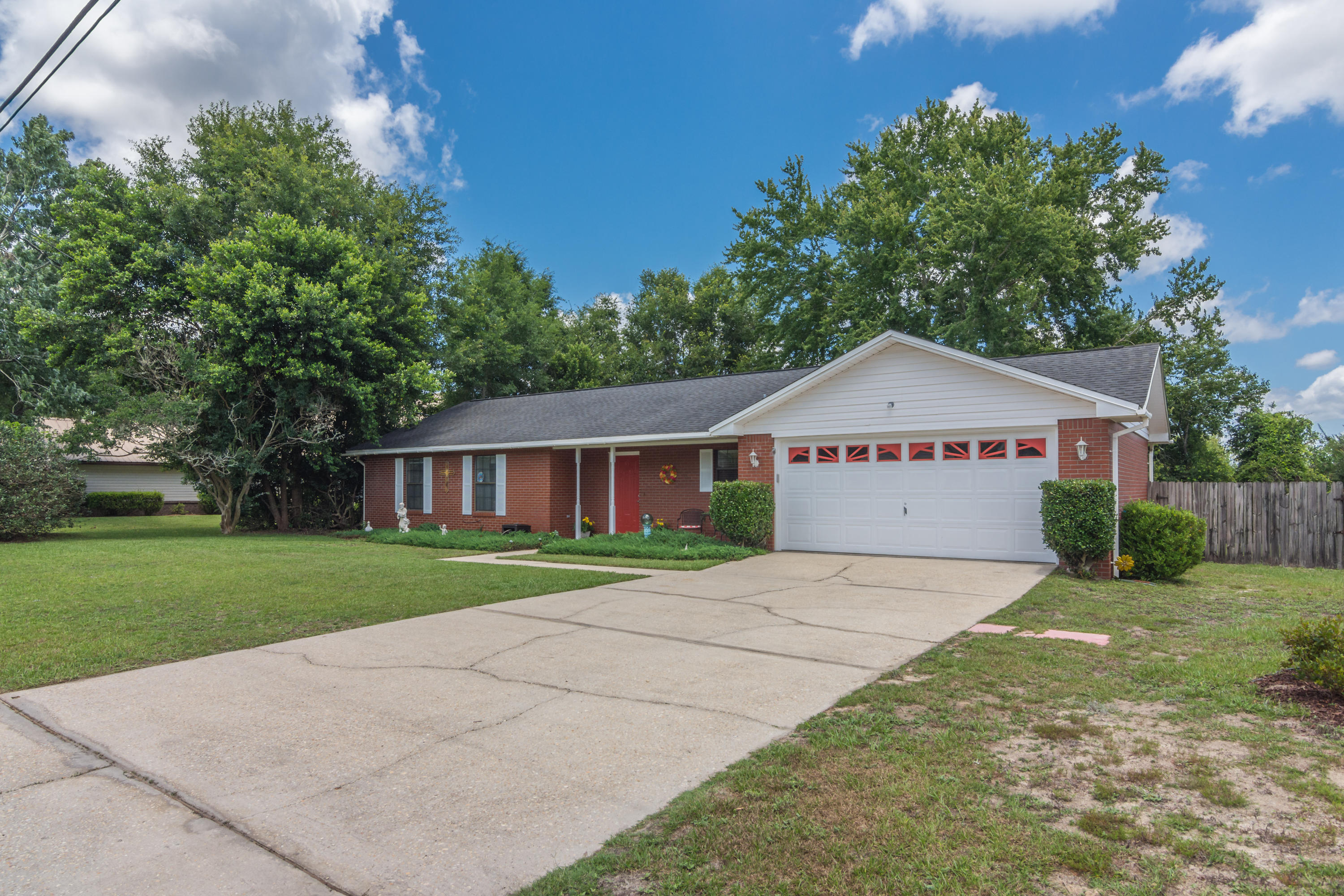 NORTHVIEW ESTATES 3RD ADDN - Residential