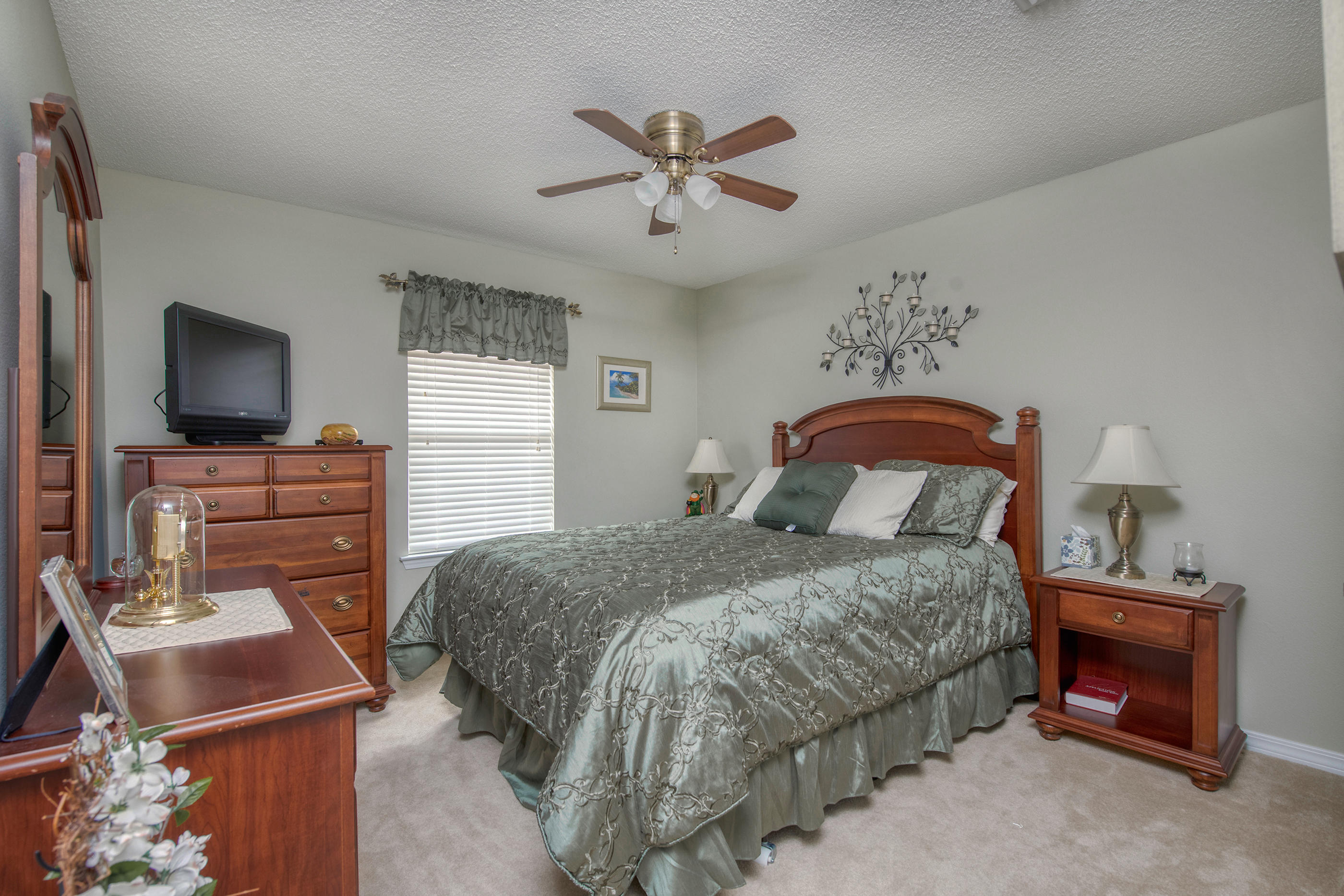 VICTORIAN VILLAGE - Residential