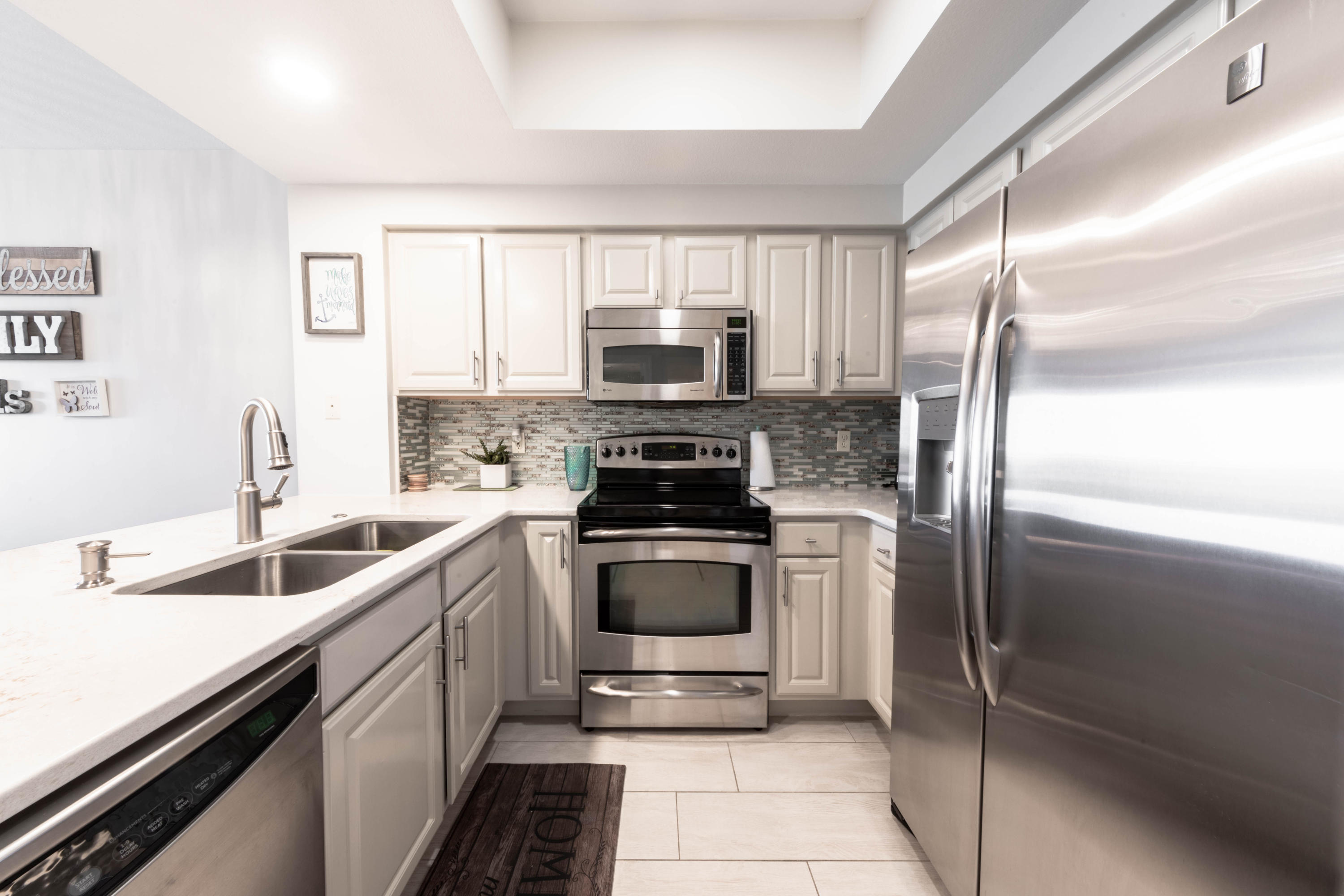 ARIEL DUNES II - Residential