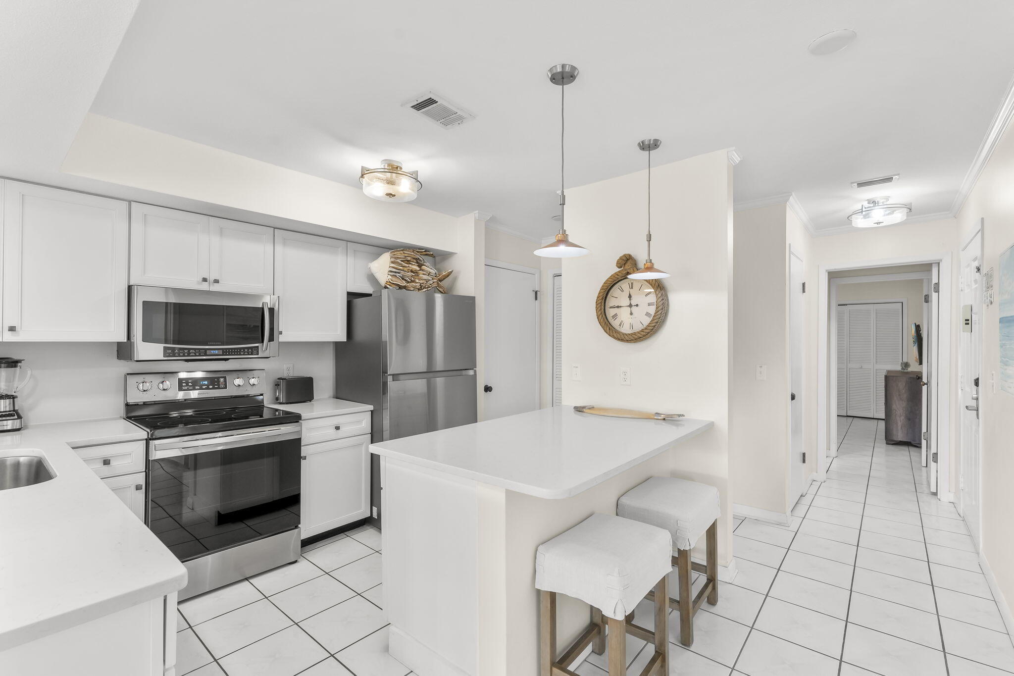 HARBOUR POINT CONDO - Residential Lease