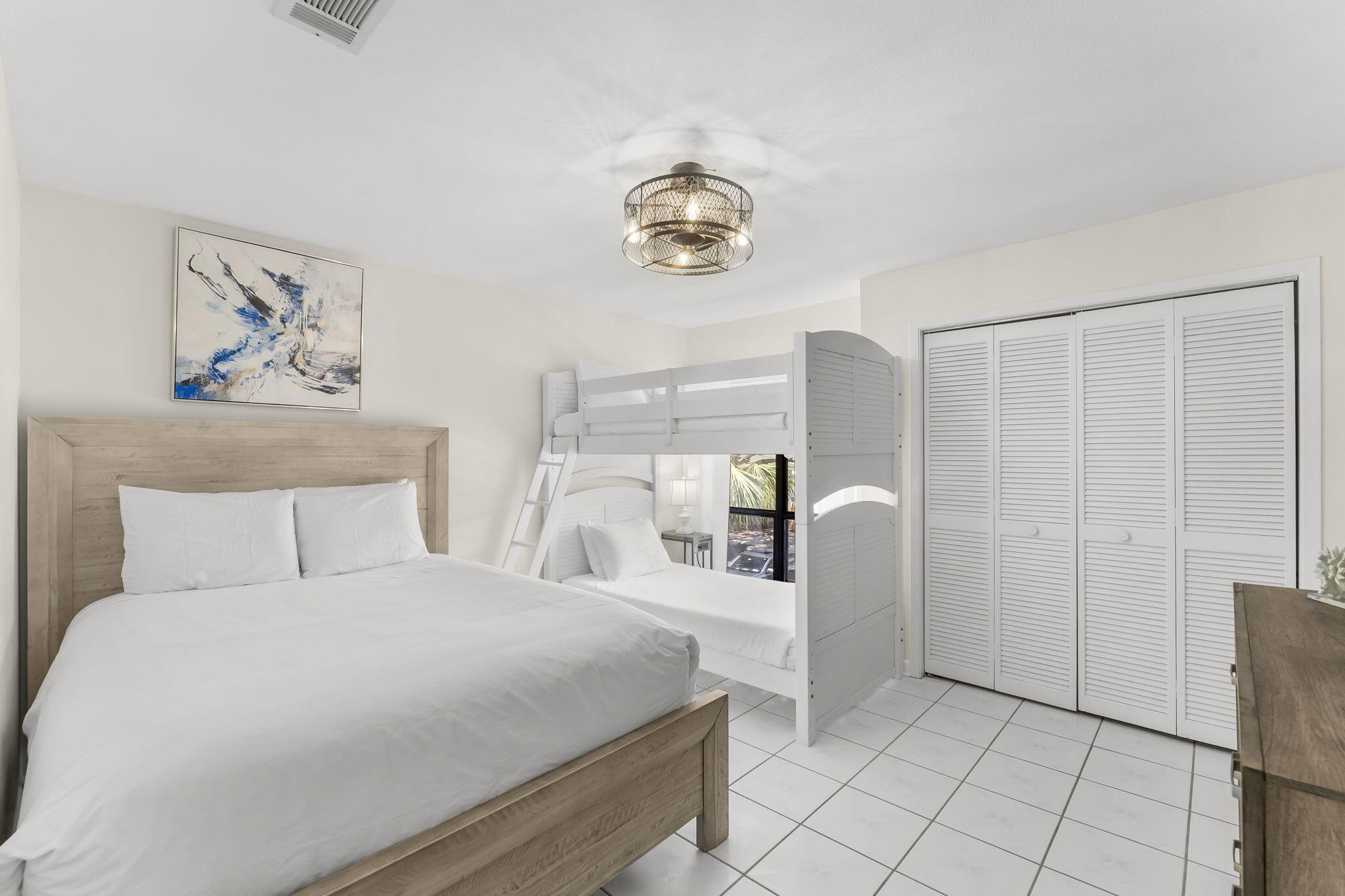 HARBOUR POINT CONDO - Residential Lease