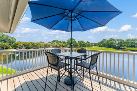 Photo of 913 Harbour Pointe Lane Lane, Miramar Beach, FL 32550 (MLS # 986481)