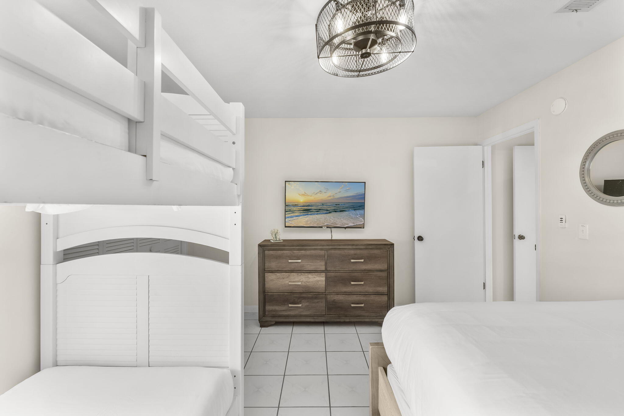 HARBOUR POINT CONDO - Residential Lease
