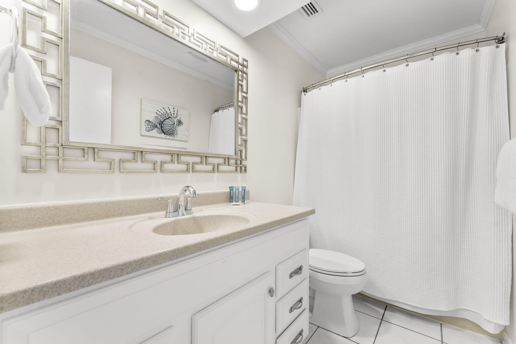 HARBOUR POINT CONDO - Residential Lease