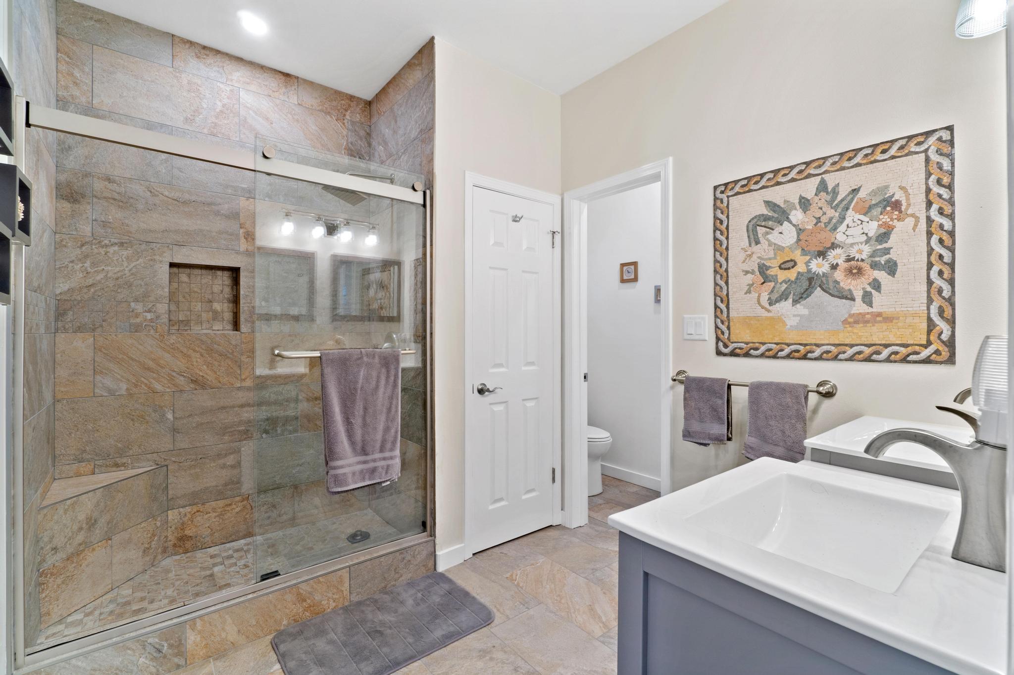 HOLIDAY SHORES ESTATES 1ST ADDN - Residential