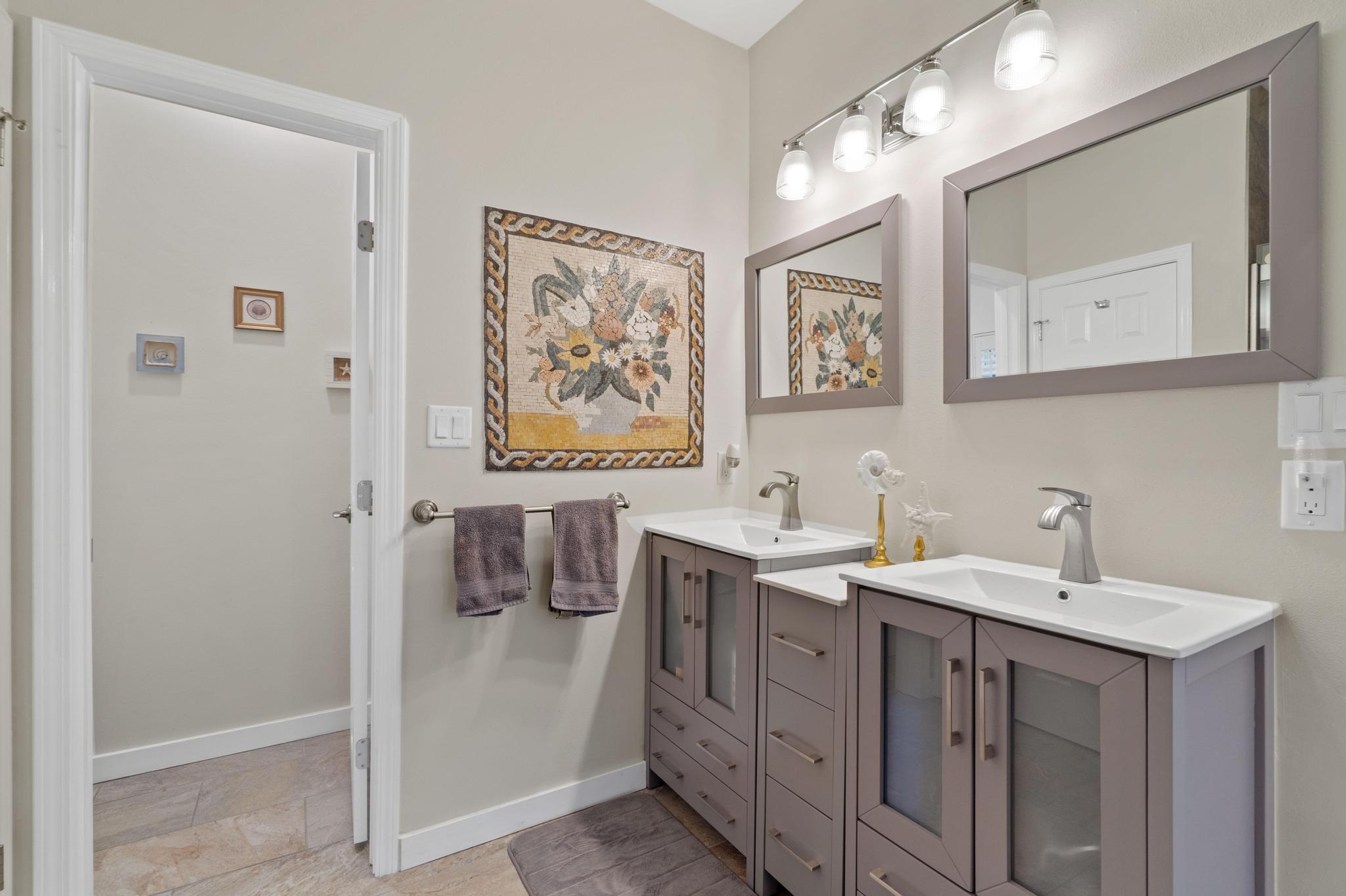 HOLIDAY SHORES ESTATES 1ST ADDN - Residential