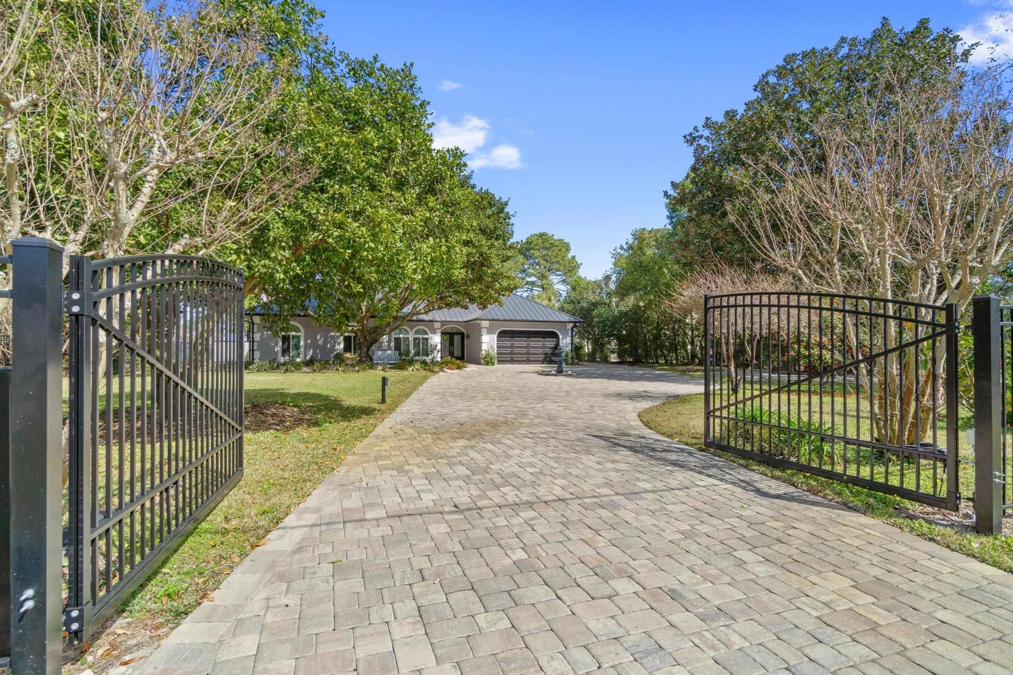 HOLIDAY SHORES ESTATES 1ST ADDN - Residential