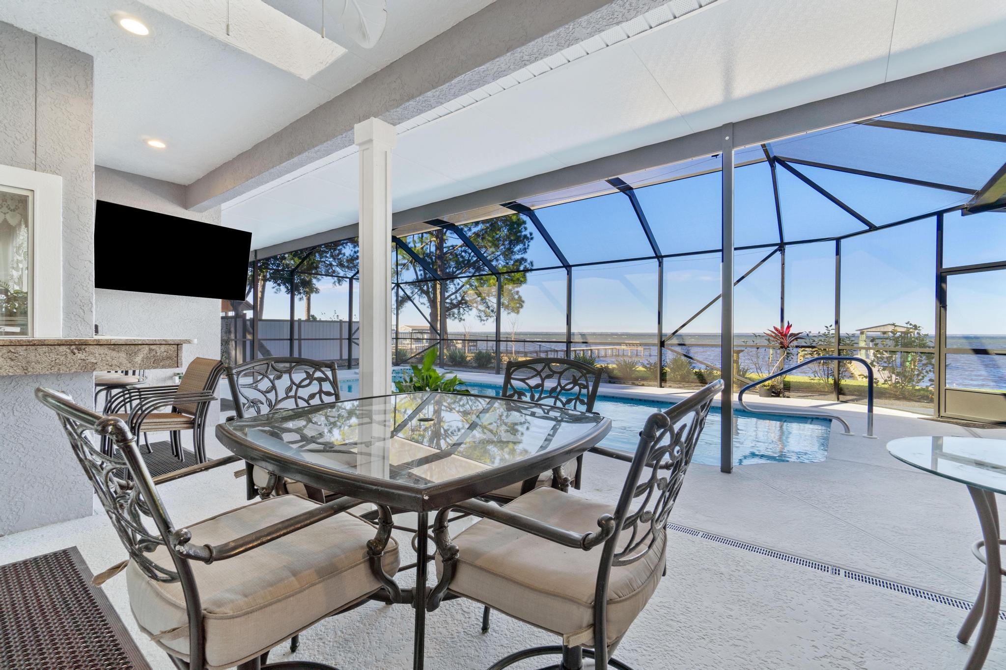 HOLIDAY SHORES ESTATES 1ST ADDN - Residential