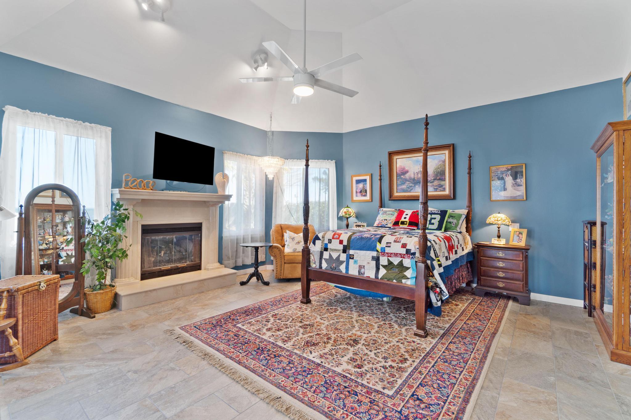 HOLIDAY SHORES ESTATES 1ST ADDN - Residential