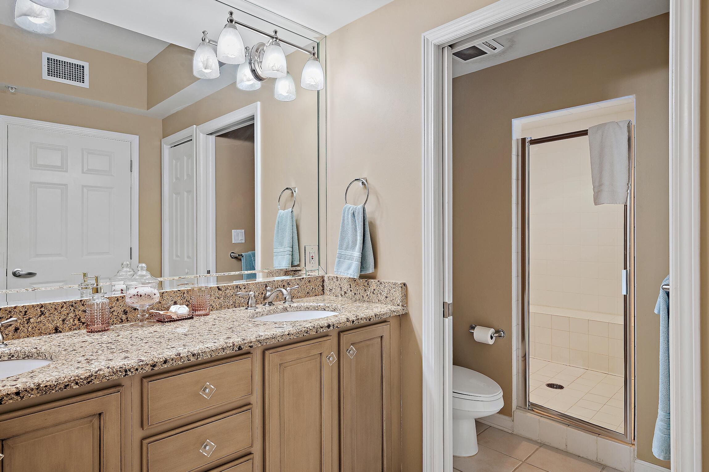 SILVER BEACH TOWERS - Residential