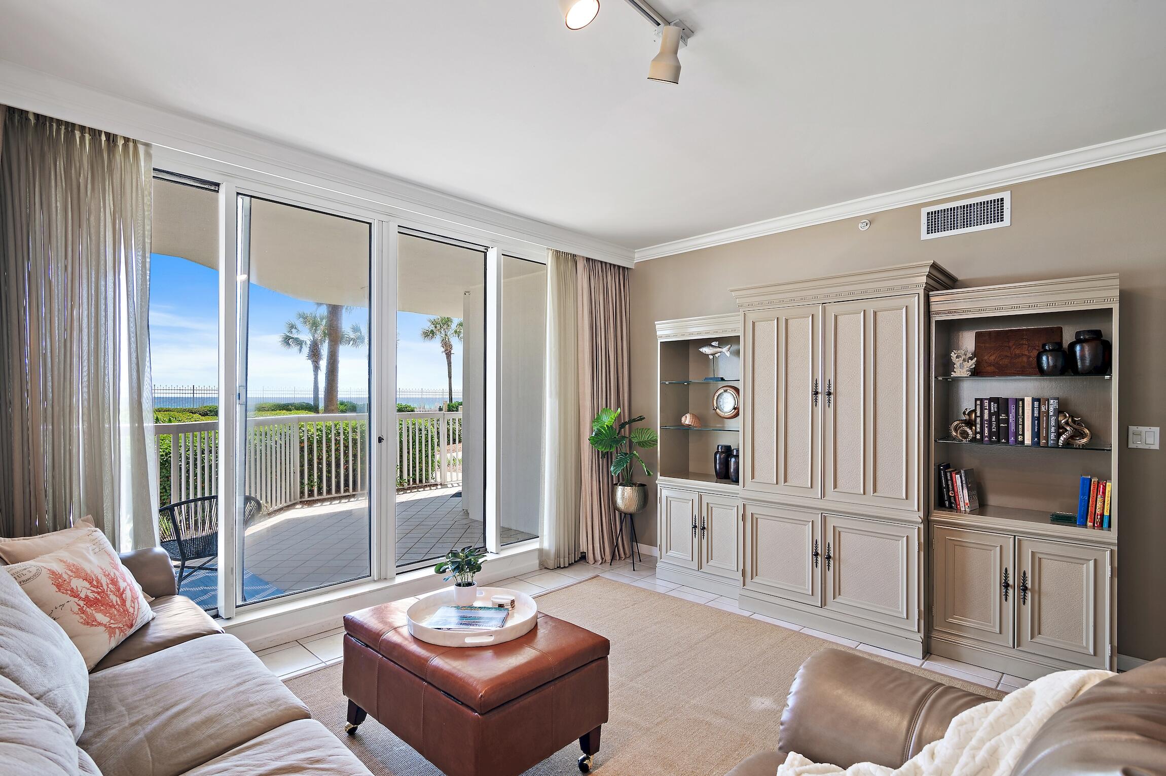 SILVER BEACH TOWERS - Residential