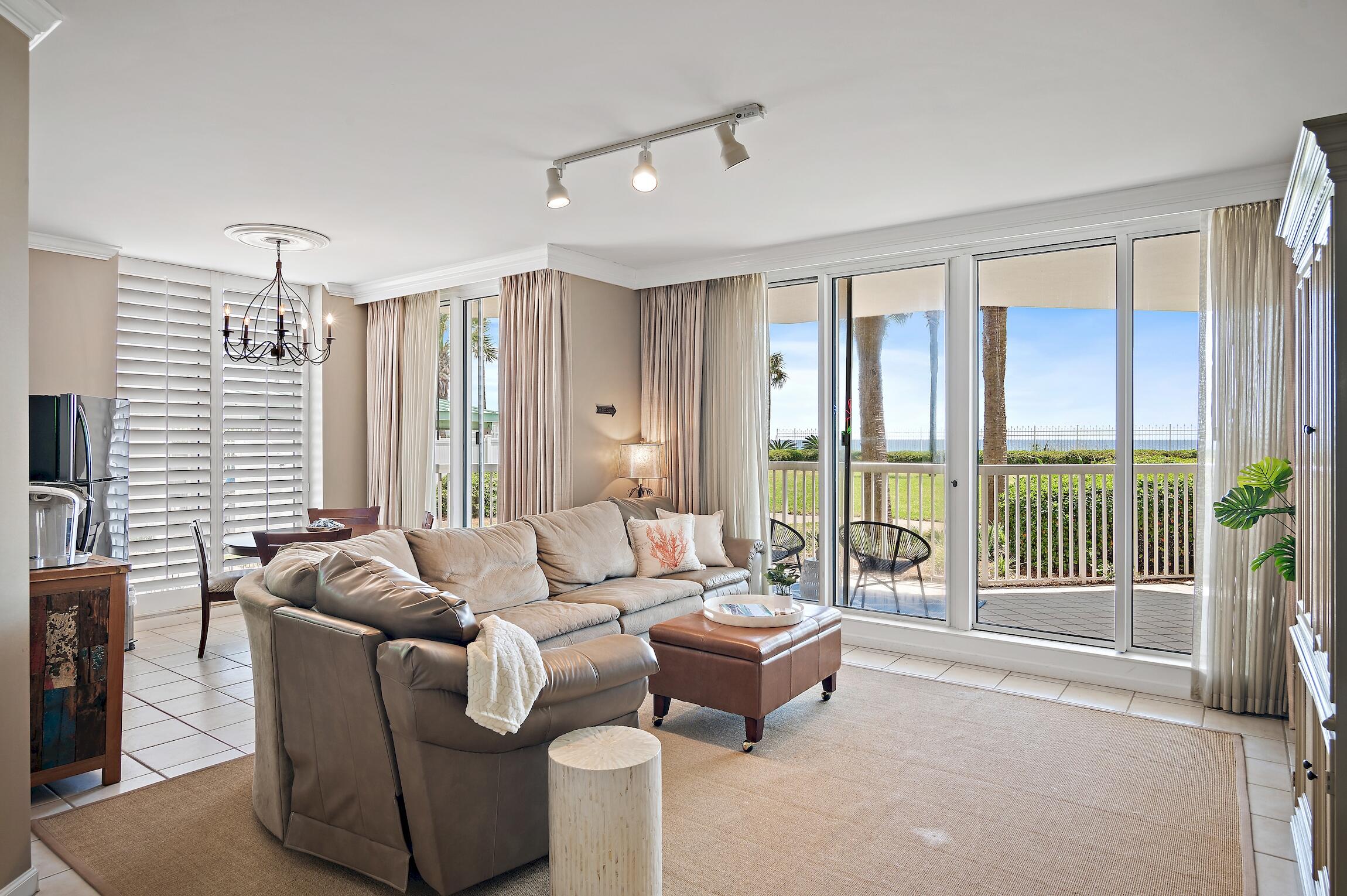 SILVER BEACH TOWERS - Residential