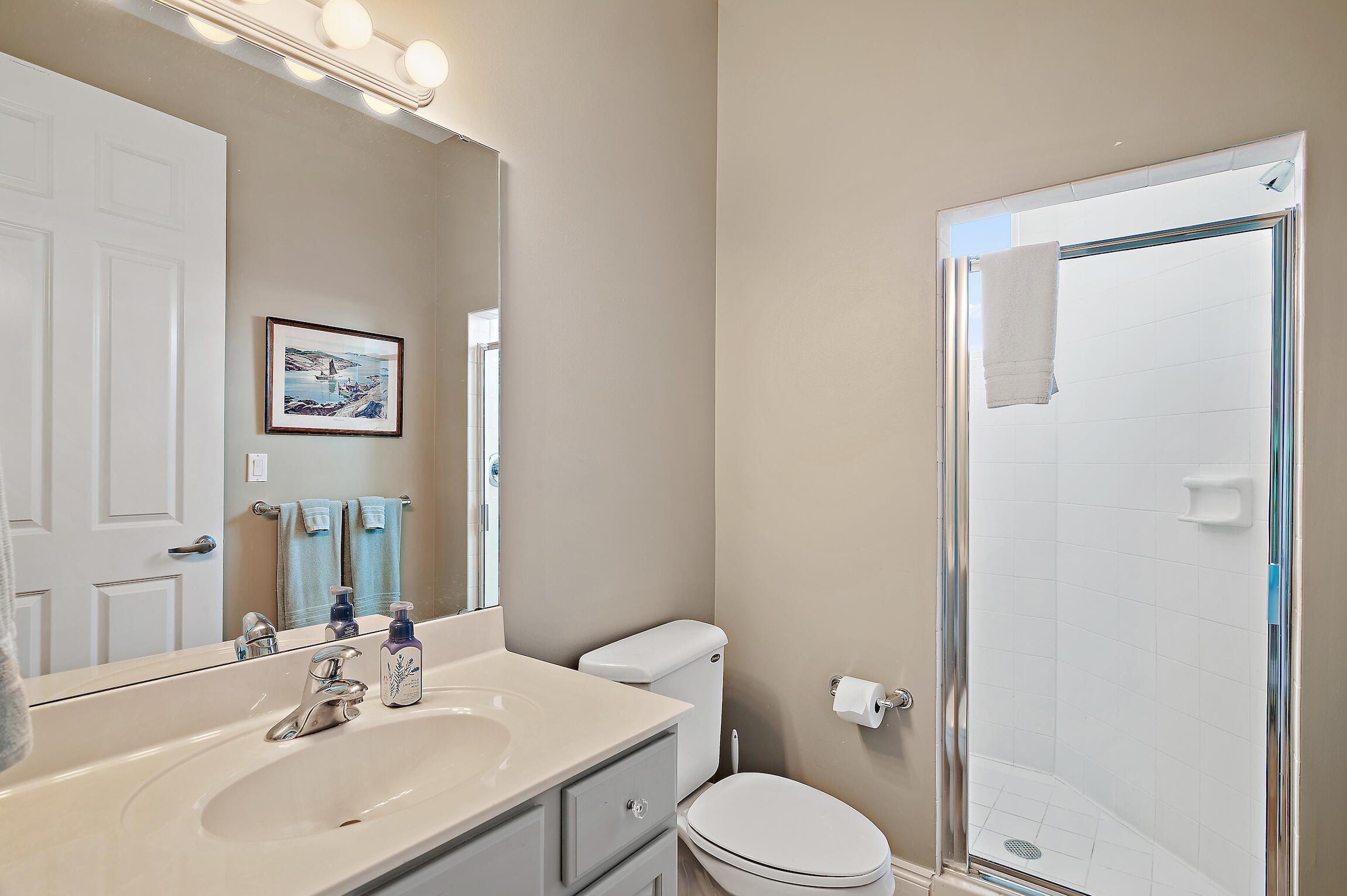 SILVER BEACH TOWERS - Residential