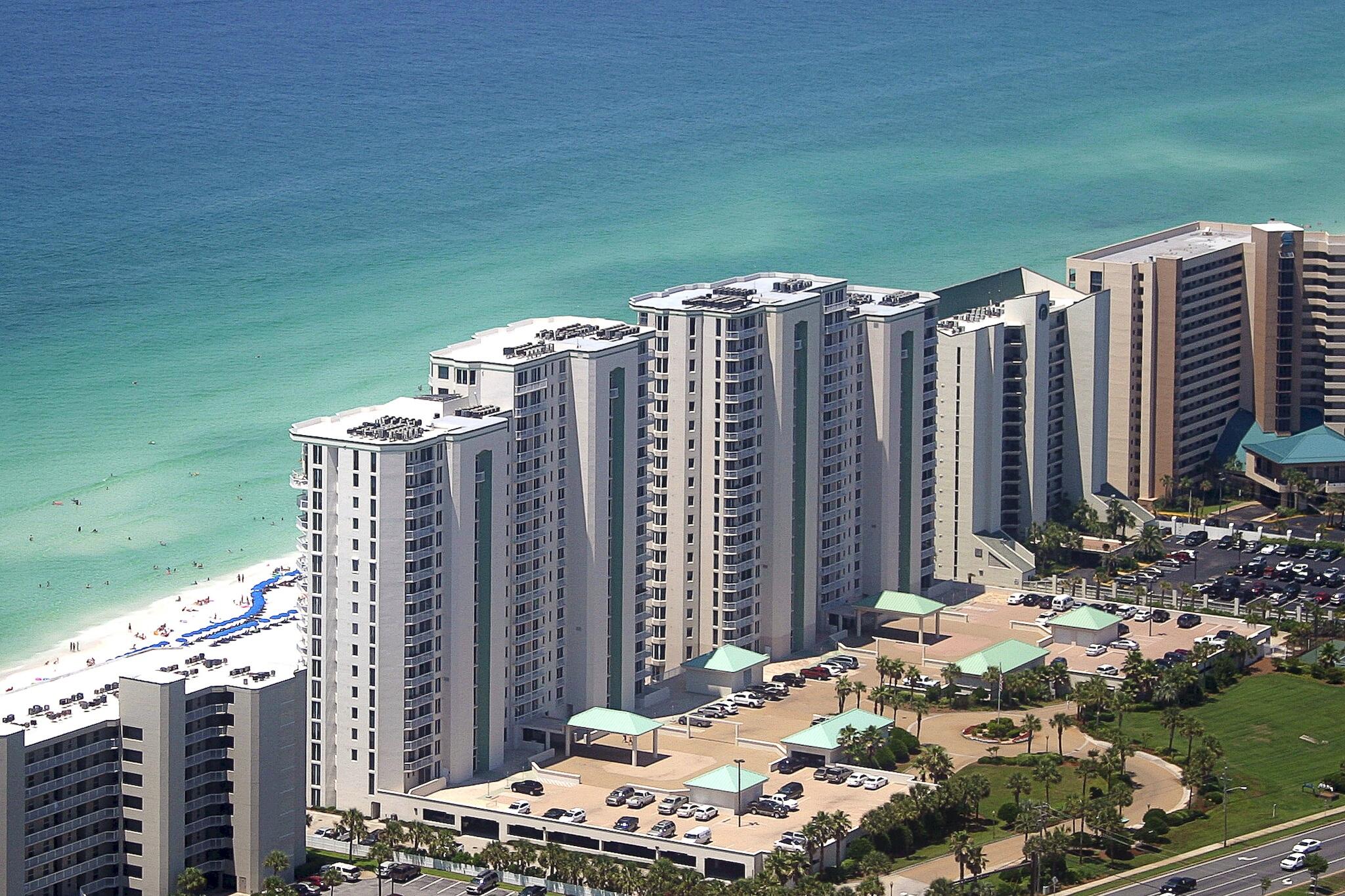 SILVER BEACH TOWERS - Residential