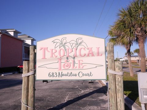 A home in Fort Walton Beach