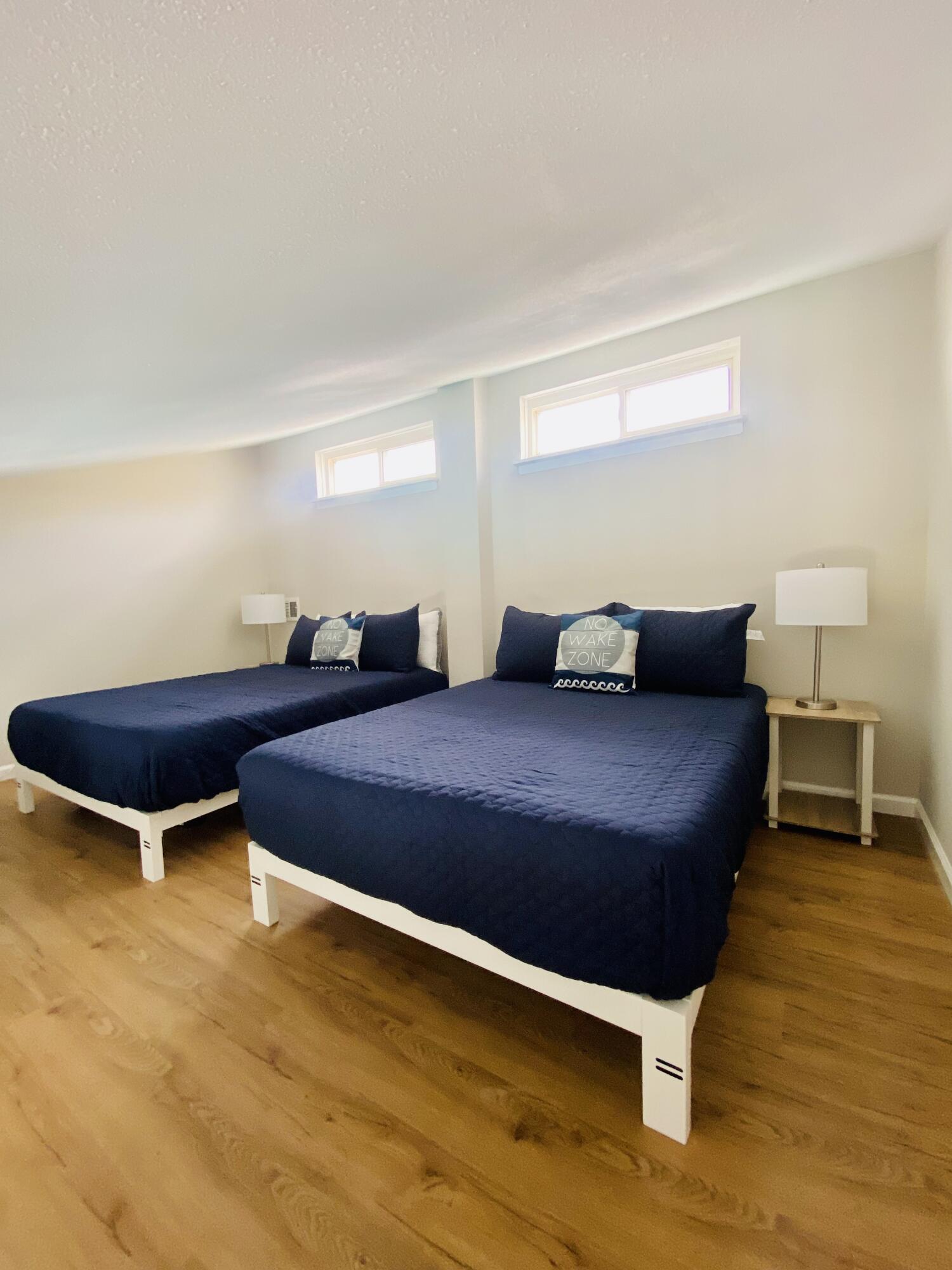 COMMODORES LANDING - Residential