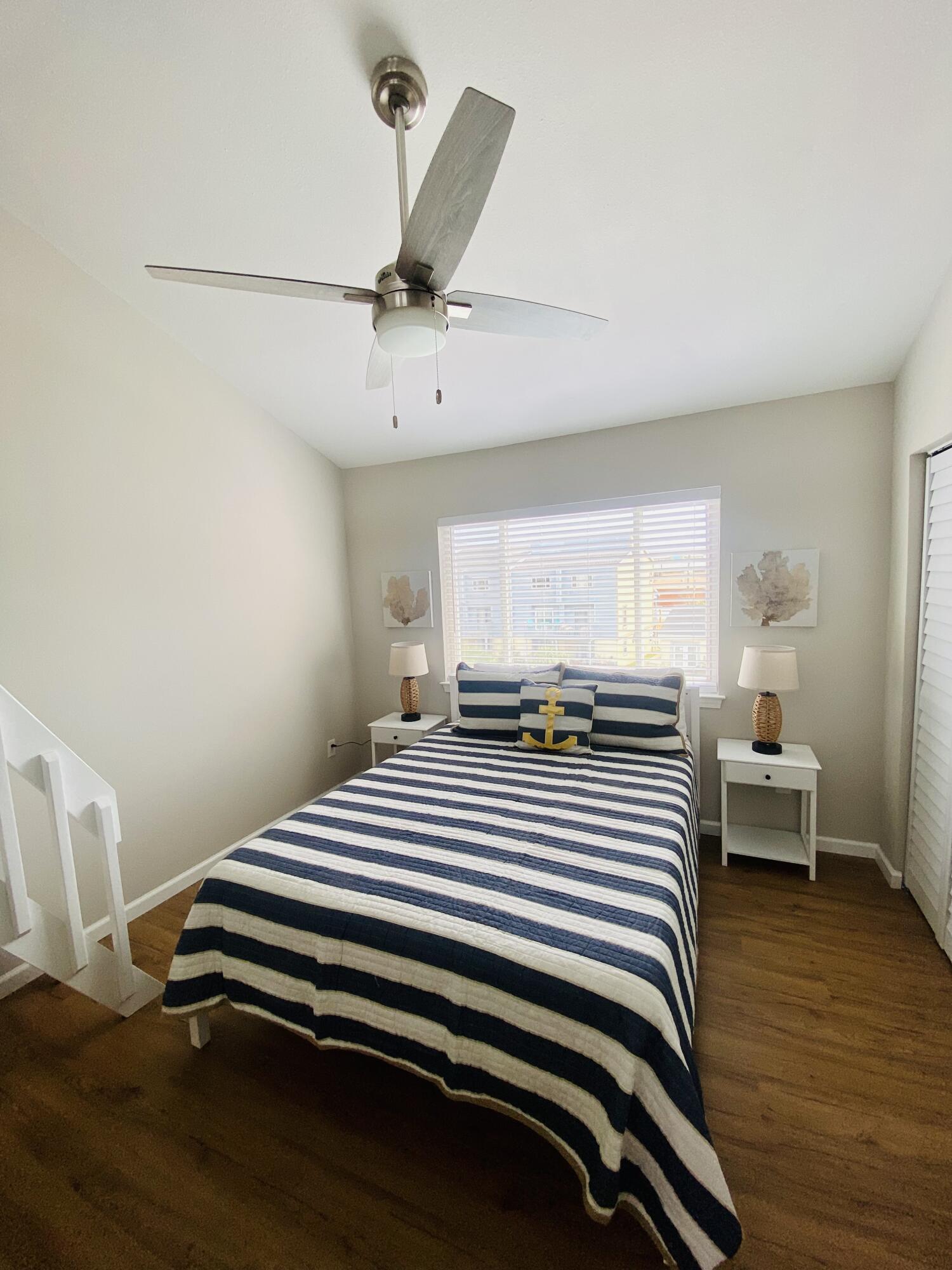 COMMODORES LANDING - Residential