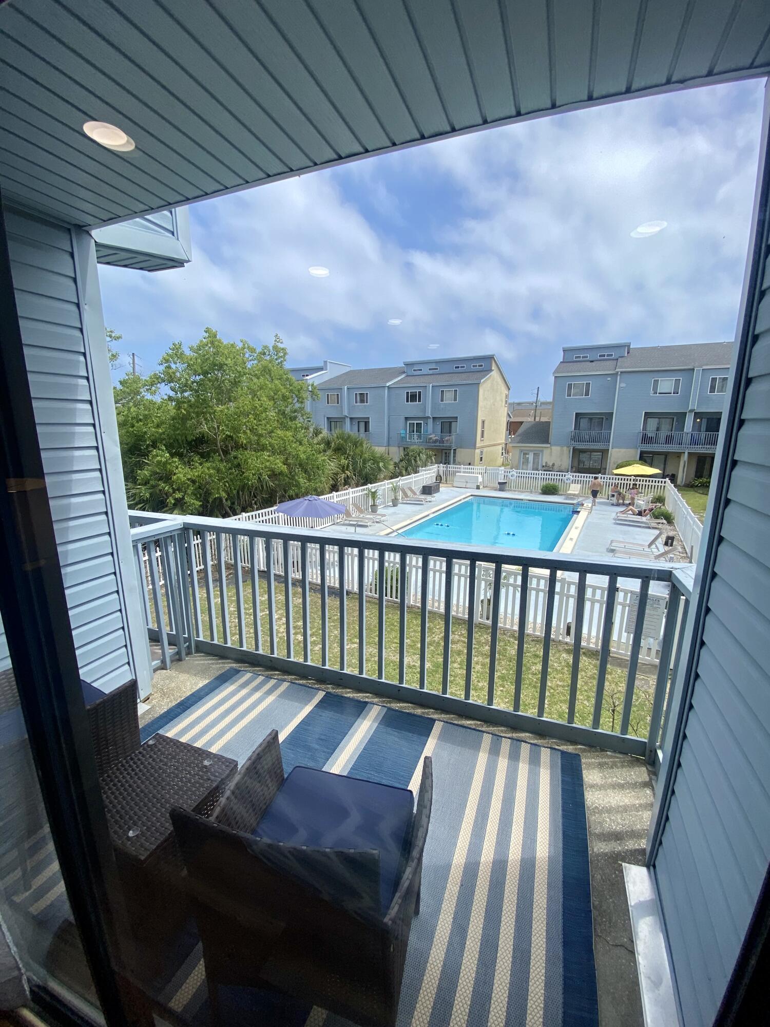 COMMODORES LANDING - Residential