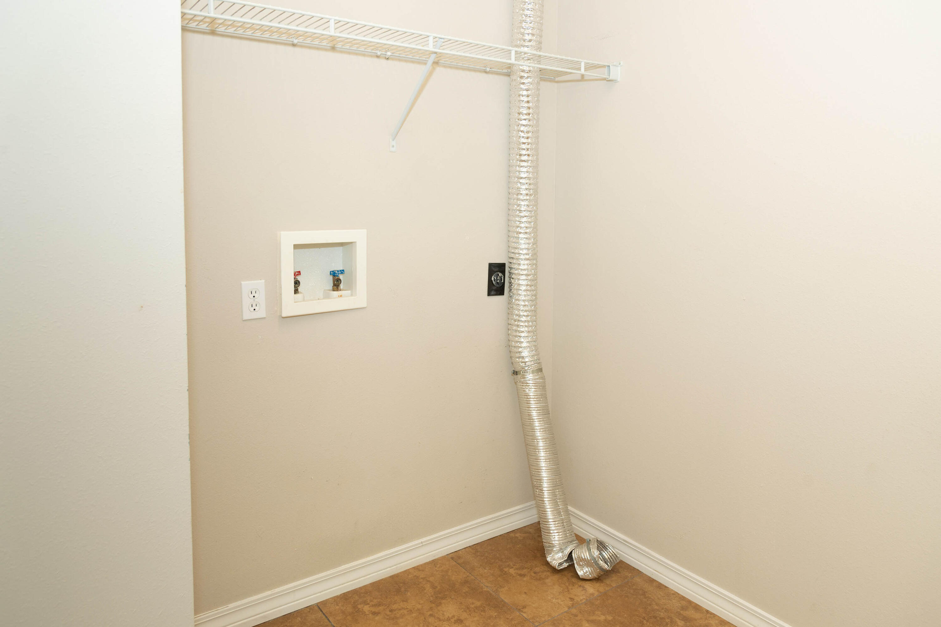 MERIDIAN SQUARE T/H - Residential Lease