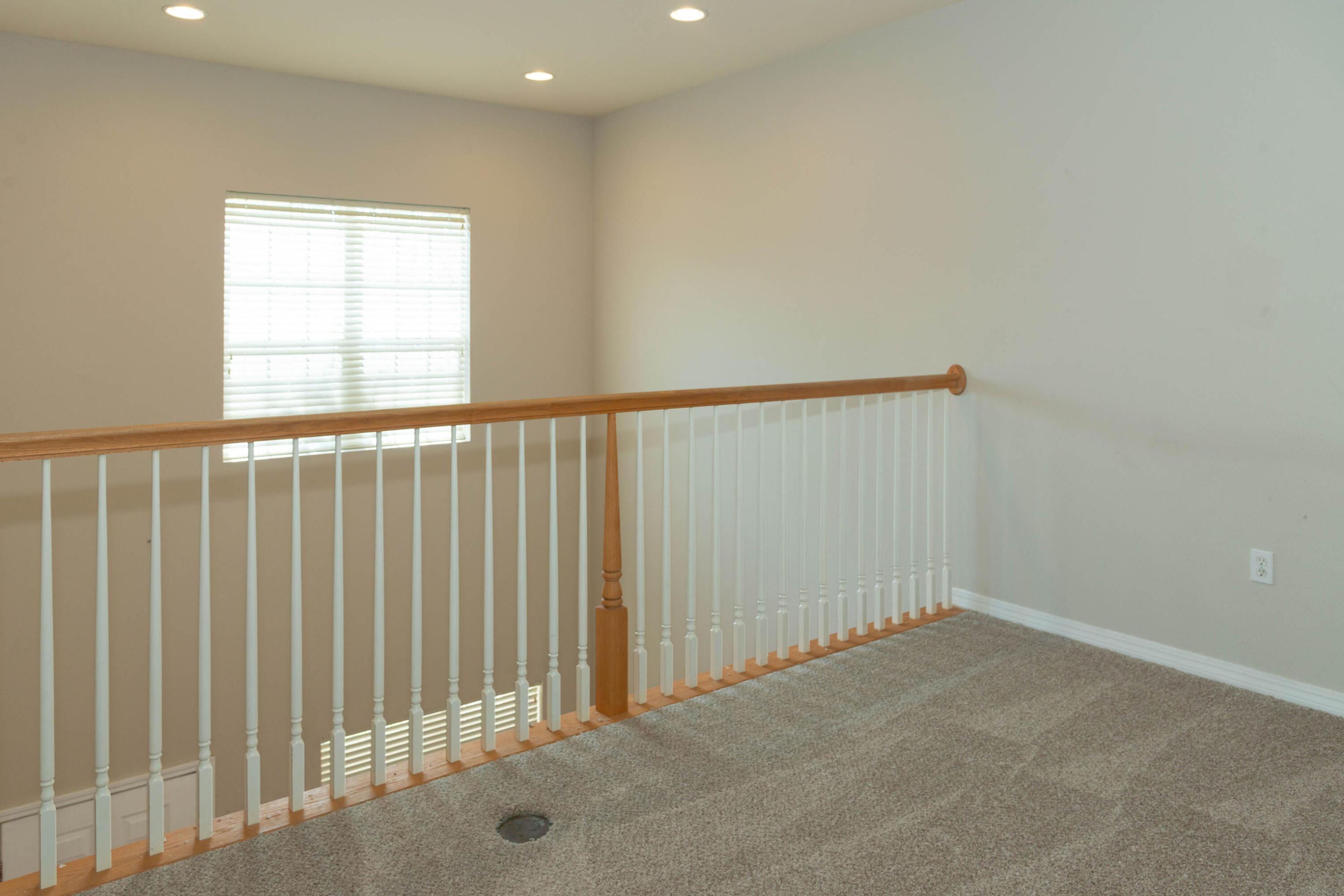 MERIDIAN SQUARE T/H - Residential Lease