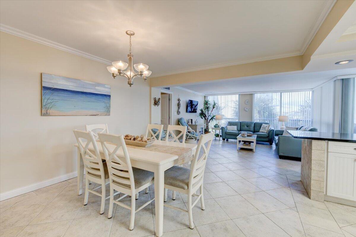 SHORELINE TOWERS 2 - Residential