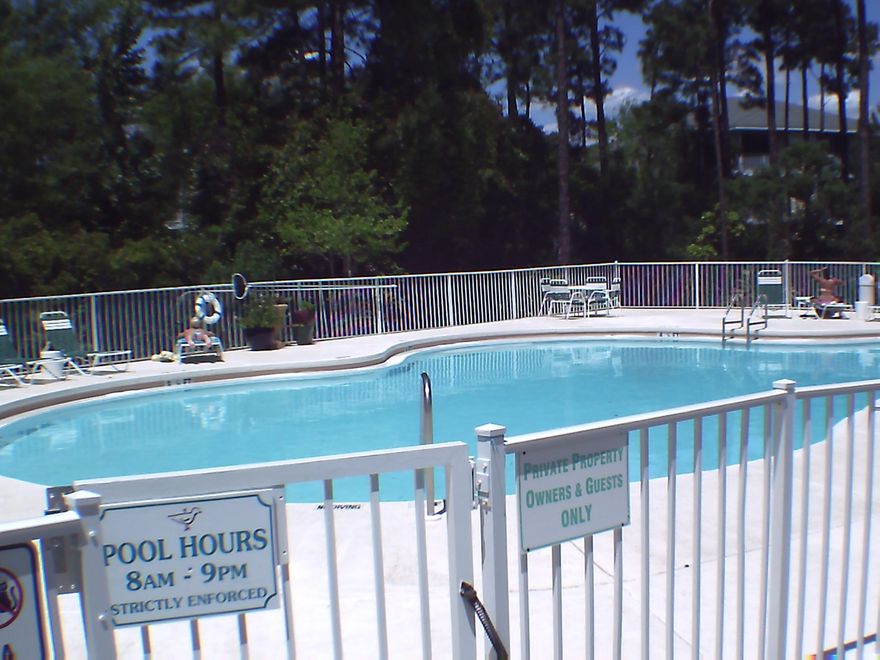 This is a very nice unit with NEW carpet,new kitchen appliances and paint. Second floor unit offers nice protection from weather issues. Unit has washer and dryer with large laundry room. There is a balcony and a storage closet. 9 ft ceilings are nice and give a larger feel to the unit. A large walk-in closet is a plus. All measures are approx.