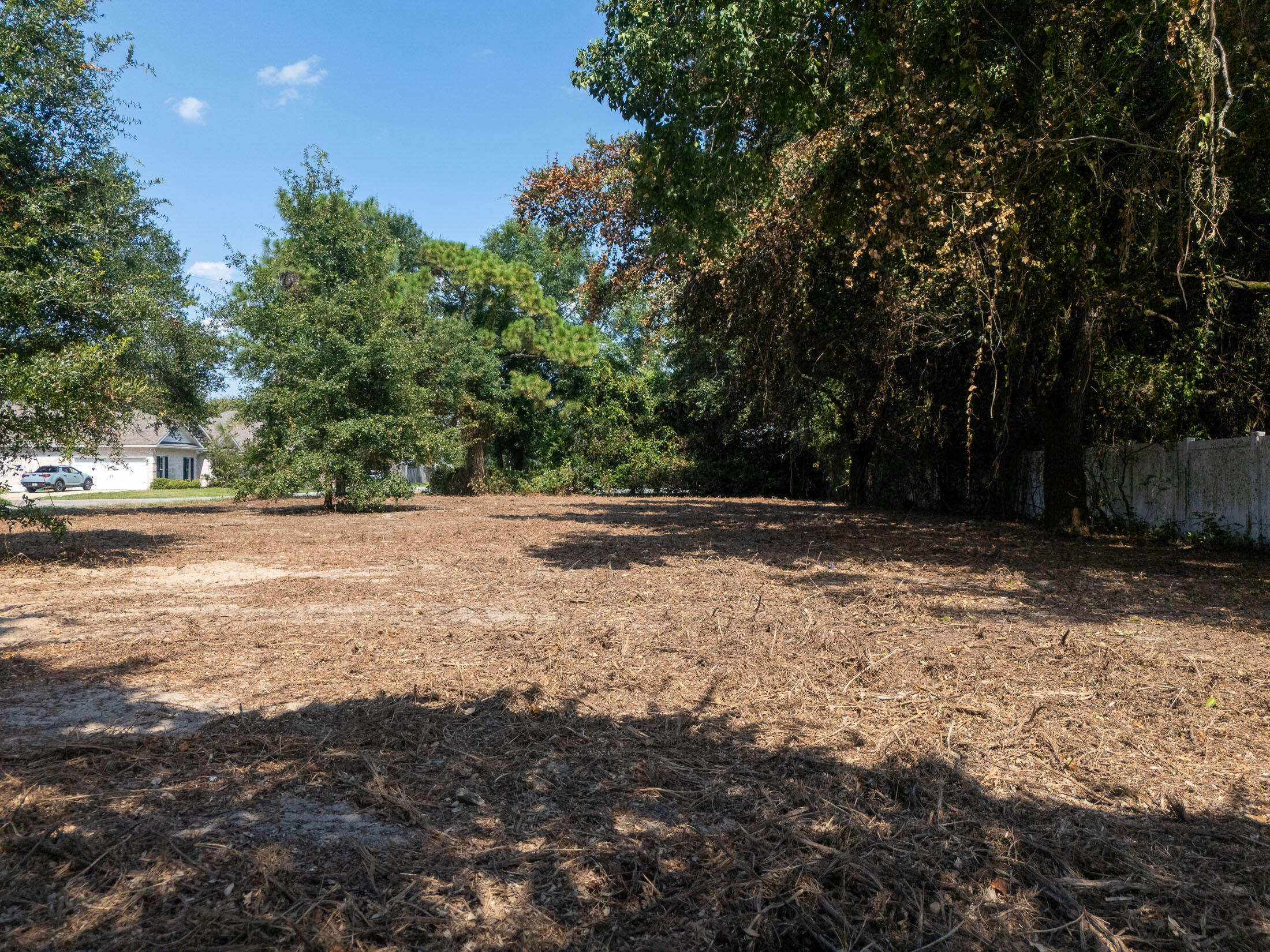 METES & BOUNDS - Land