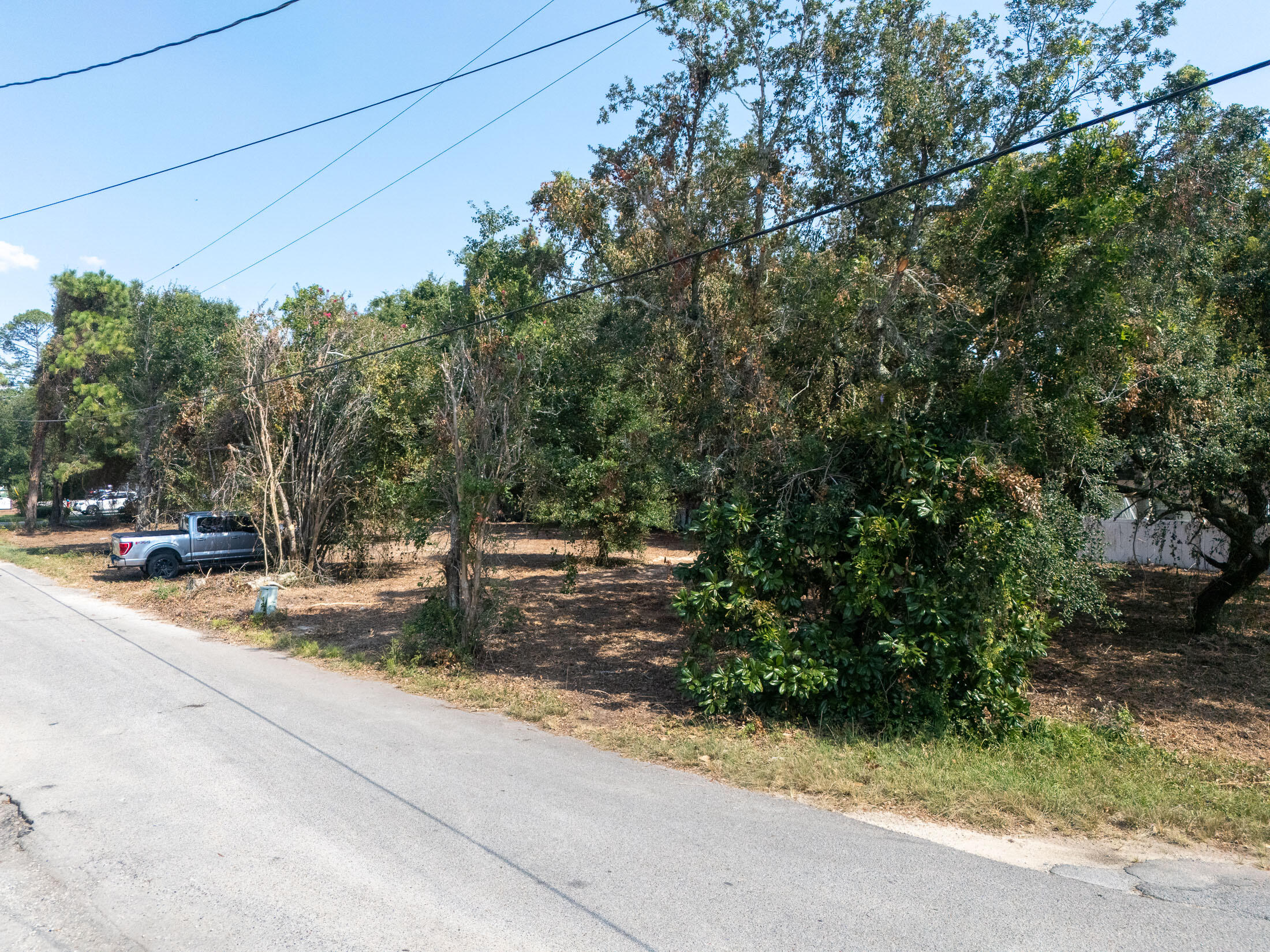 METES & BOUNDS - Land