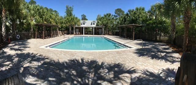 HIDDEN GROVE - Residential