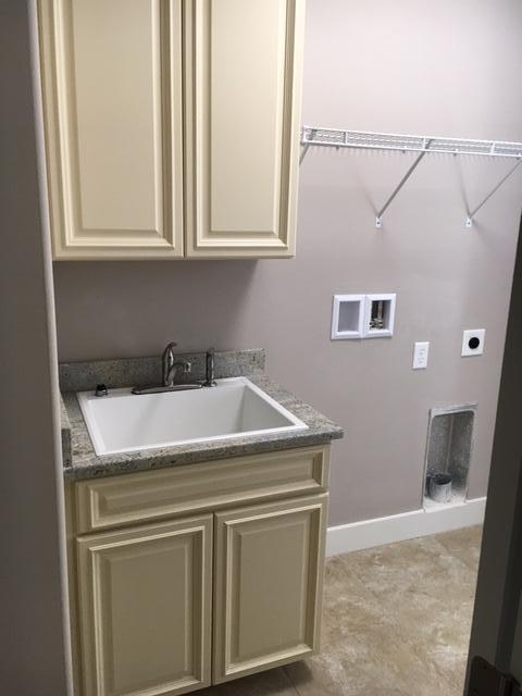 HIDDEN GROVE - Residential