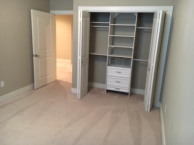 HIDDEN GROVE - Residential