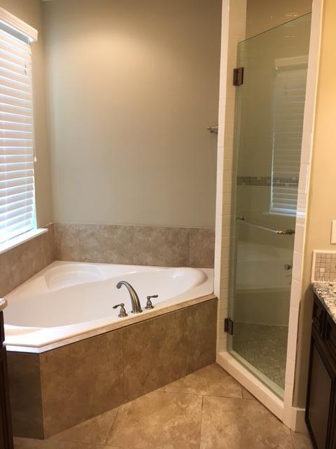 HIDDEN GROVE - Residential