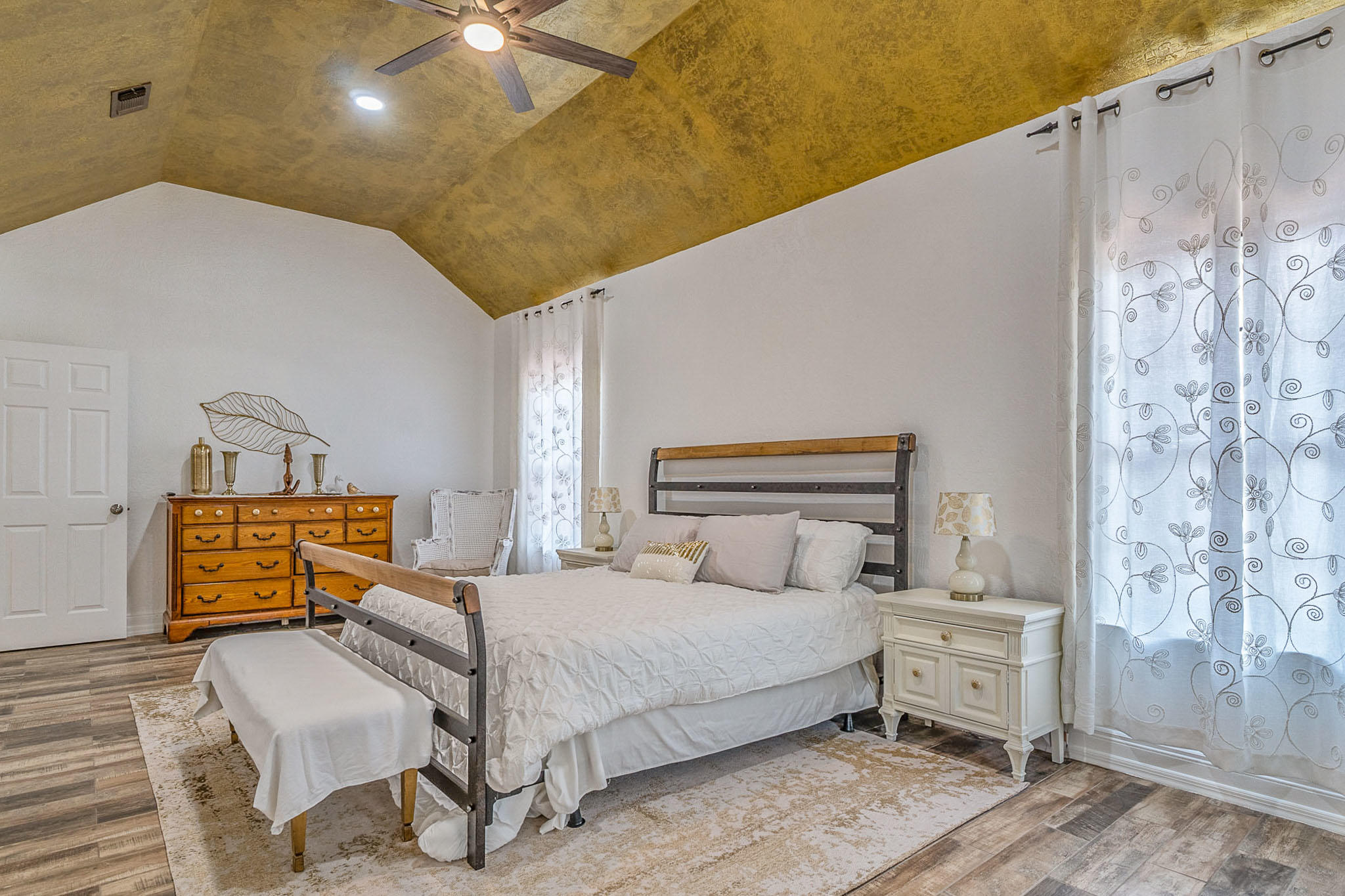 RAINTREE ESTATES - Residential