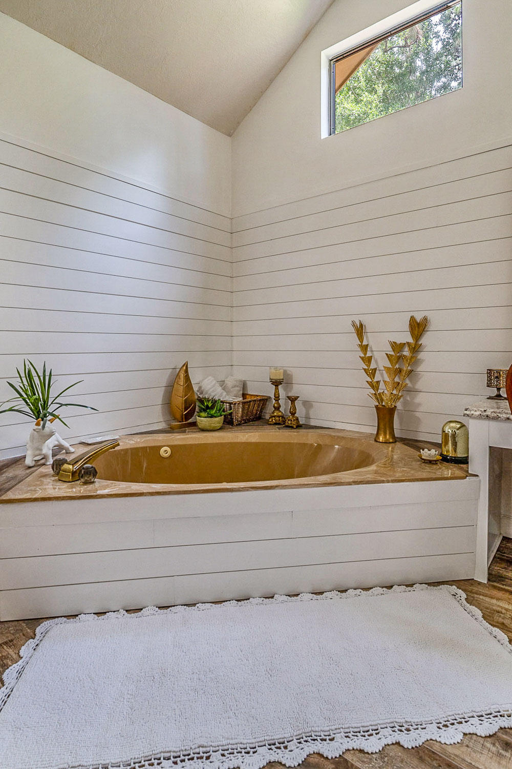 RAINTREE ESTATES - Residential