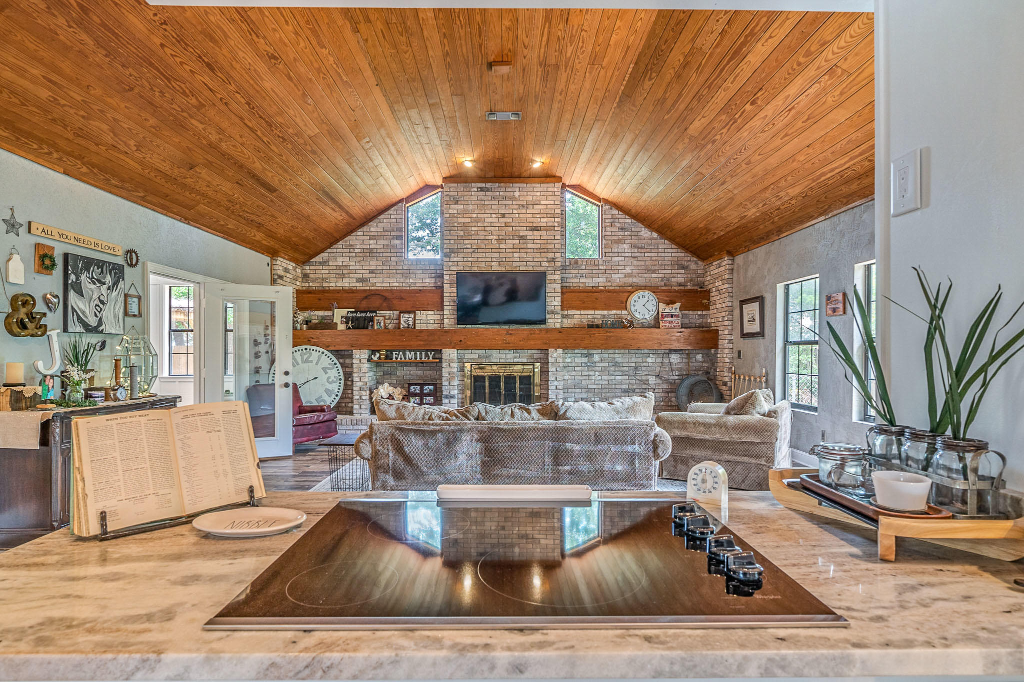 RAINTREE ESTATES - Residential