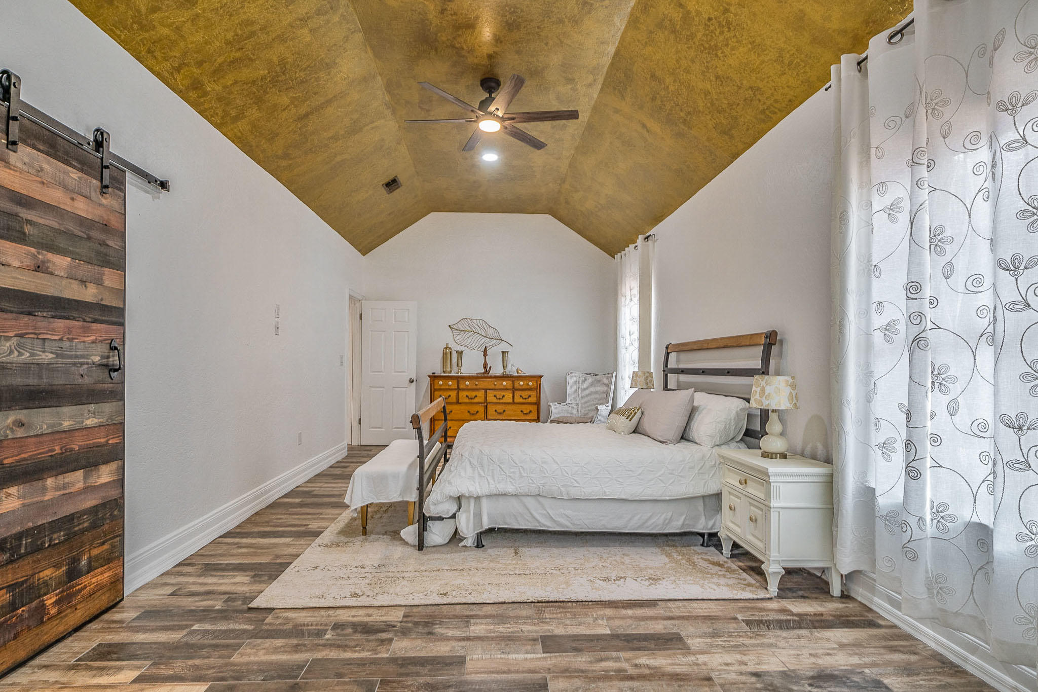 RAINTREE ESTATES - Residential