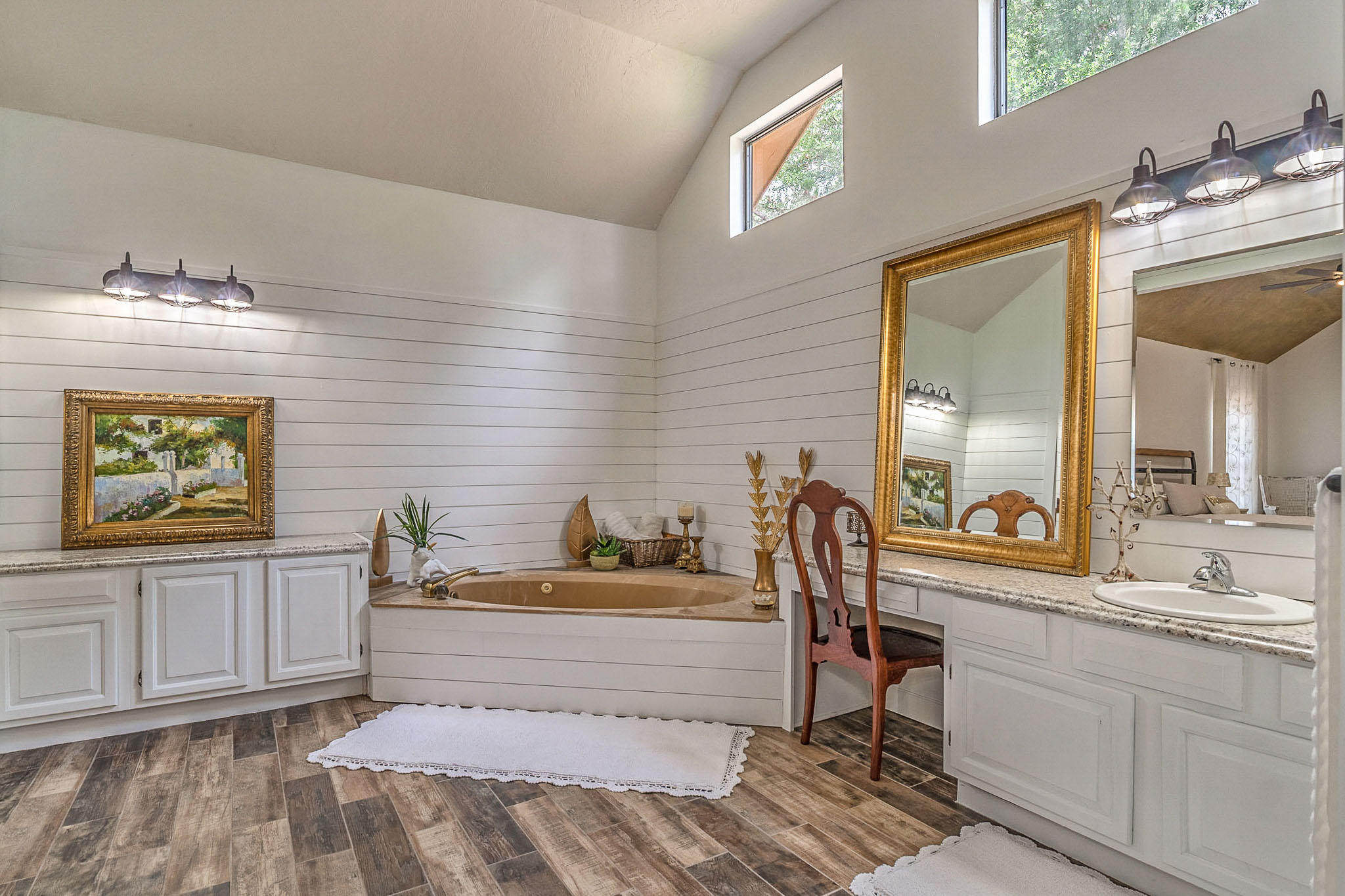 RAINTREE ESTATES - Residential