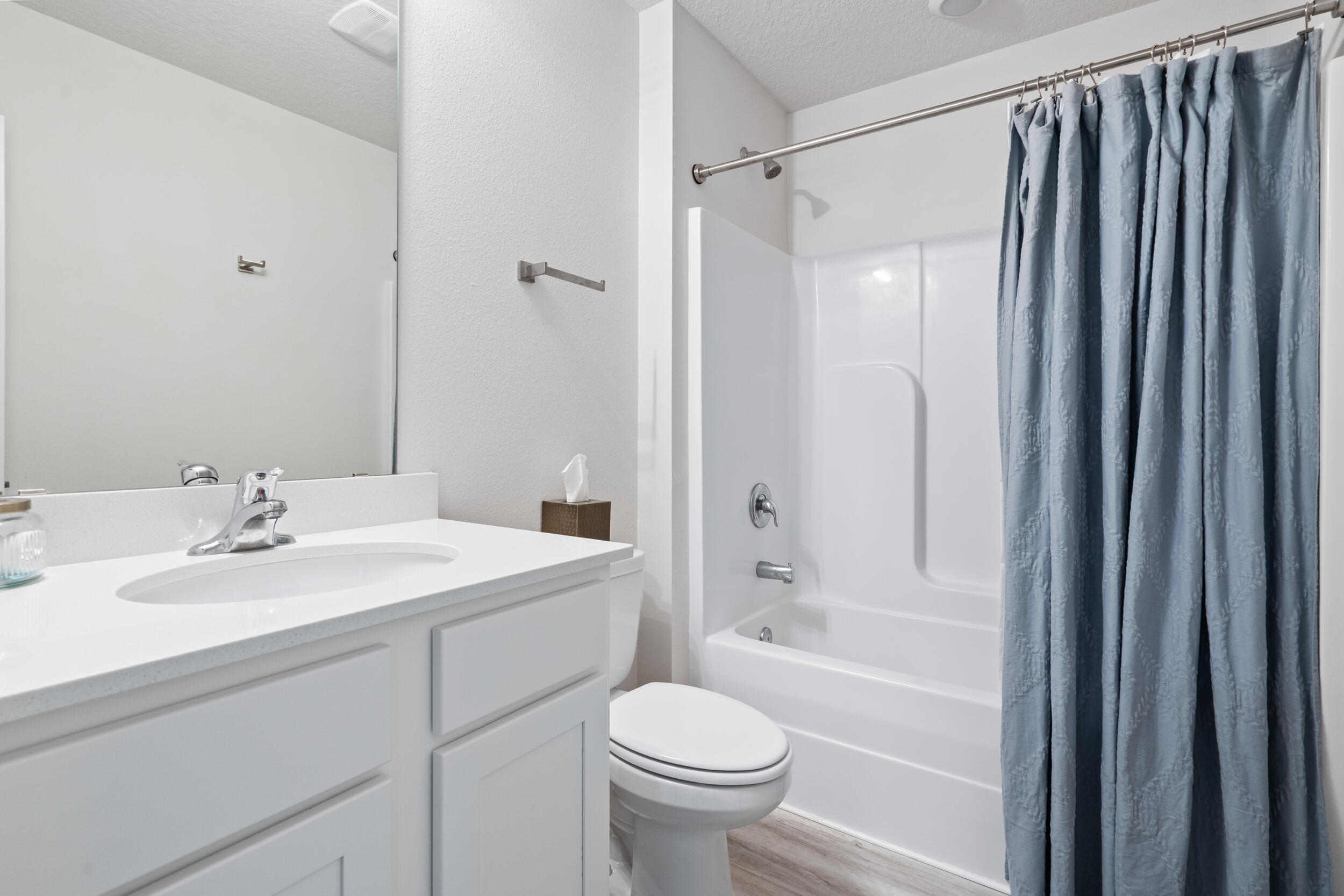 SILVER LAKE VILLAGE - Residential