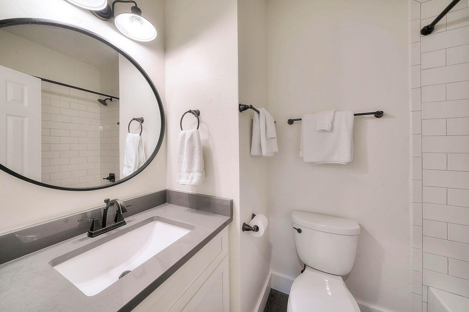 LAKE SHORE ESTATES - Residential