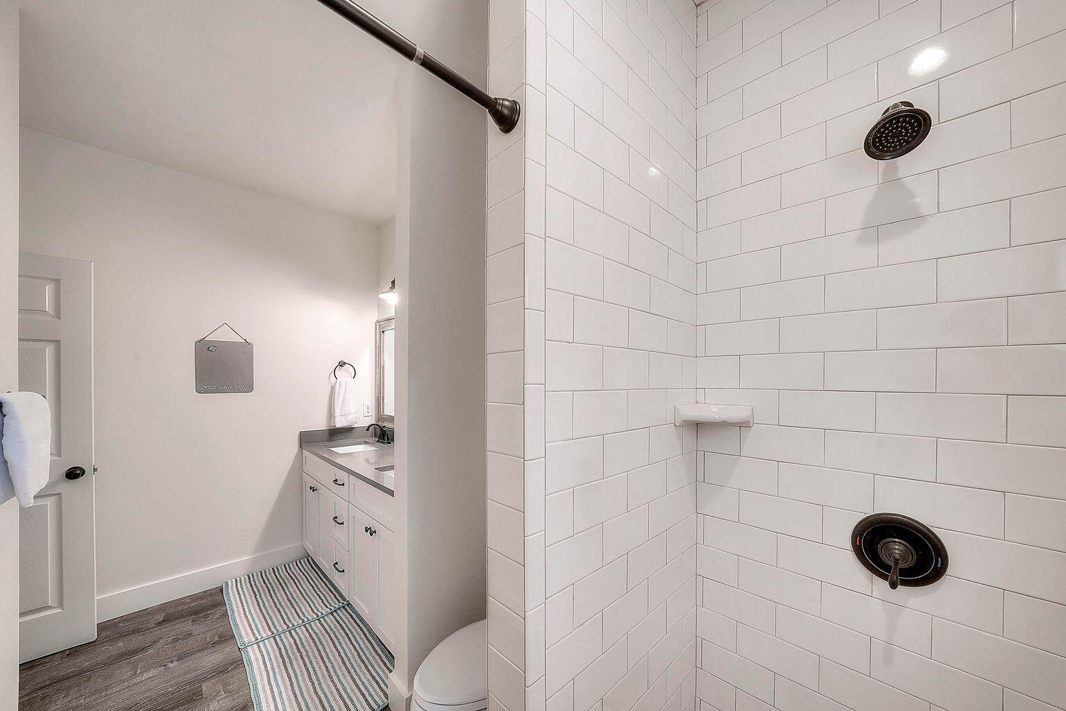 LAKE SHORE ESTATES - Residential