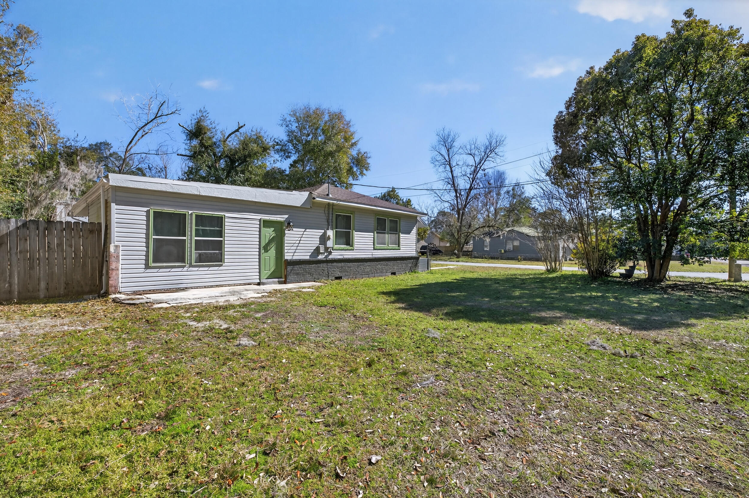 Milton Courts - Residential